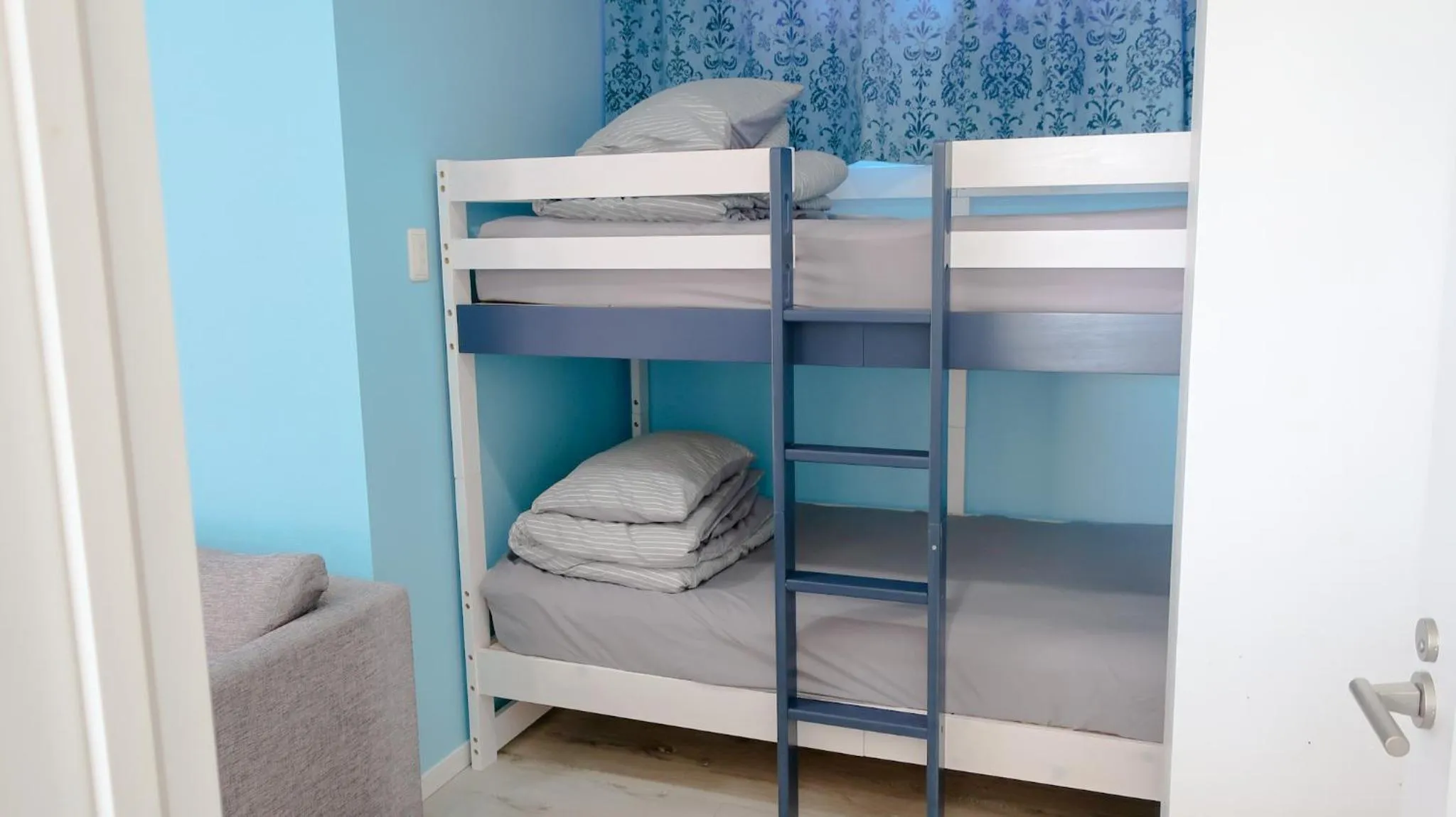 bunk bed, Bed in Ocean Villa Tin Gala