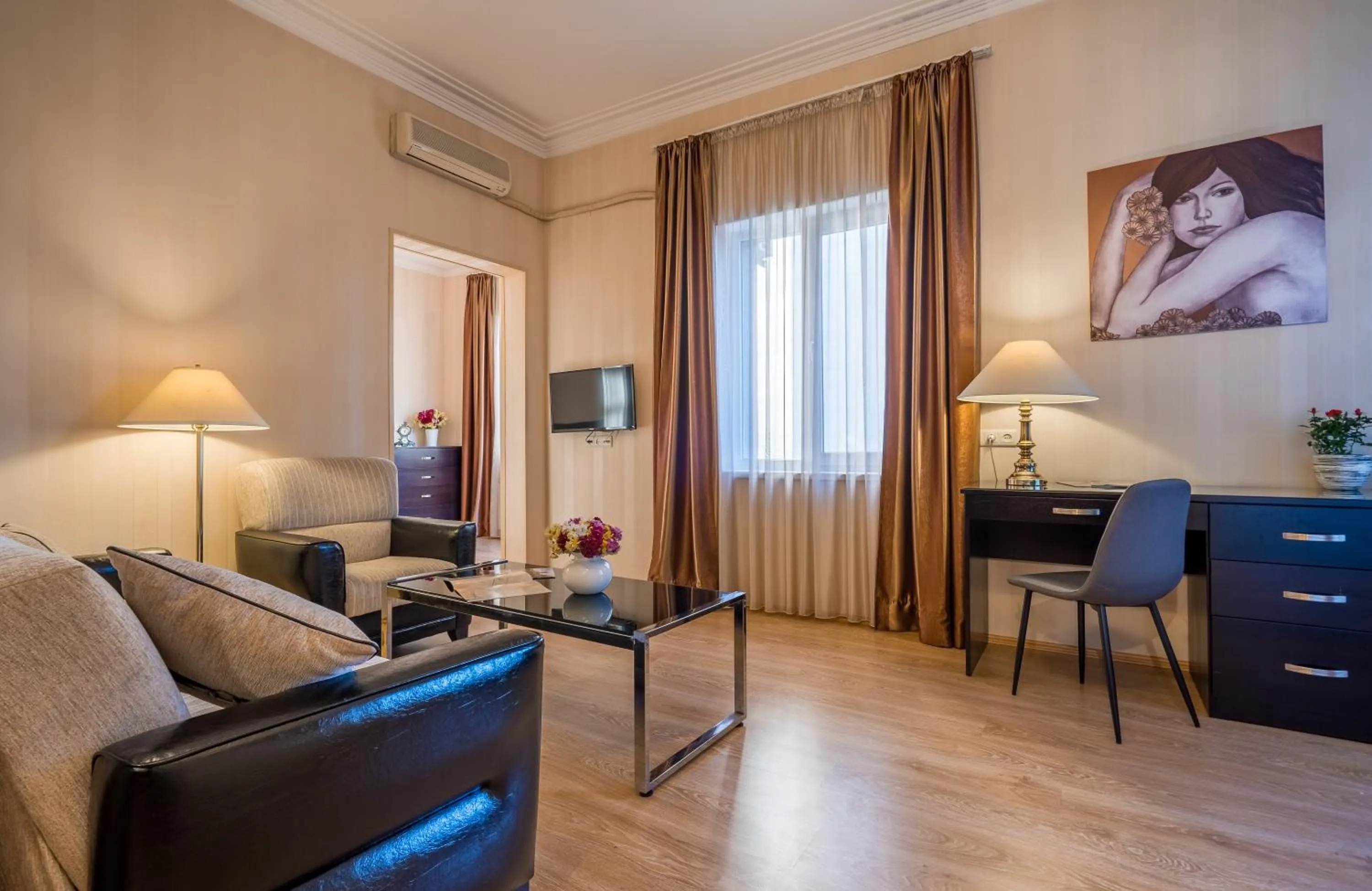 Living room in Iliani Hotel