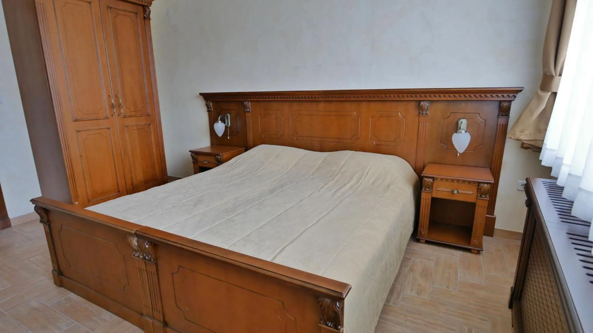 Bed in Central West Hotel