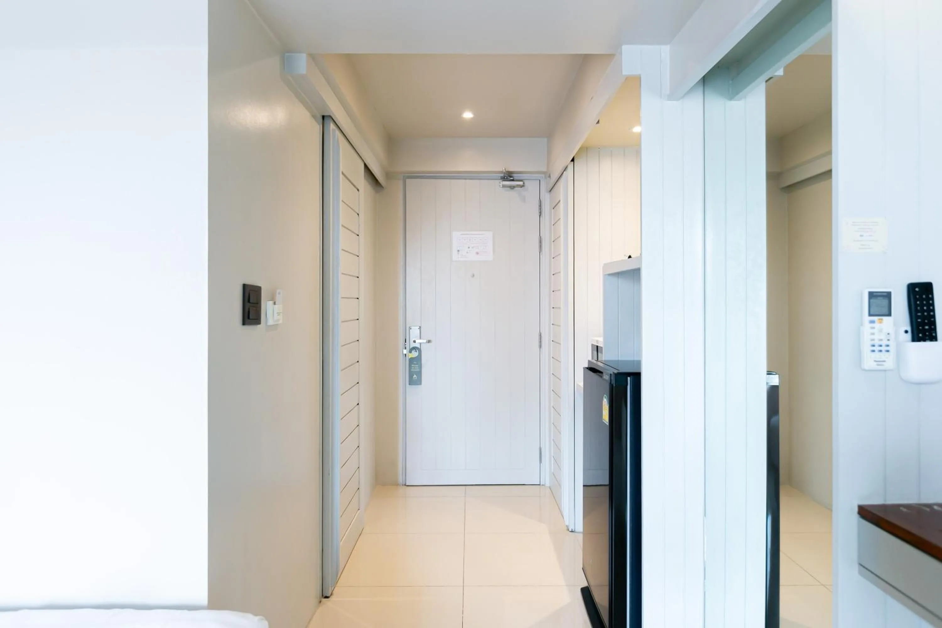 oven in A Room Bangkok Sathorn