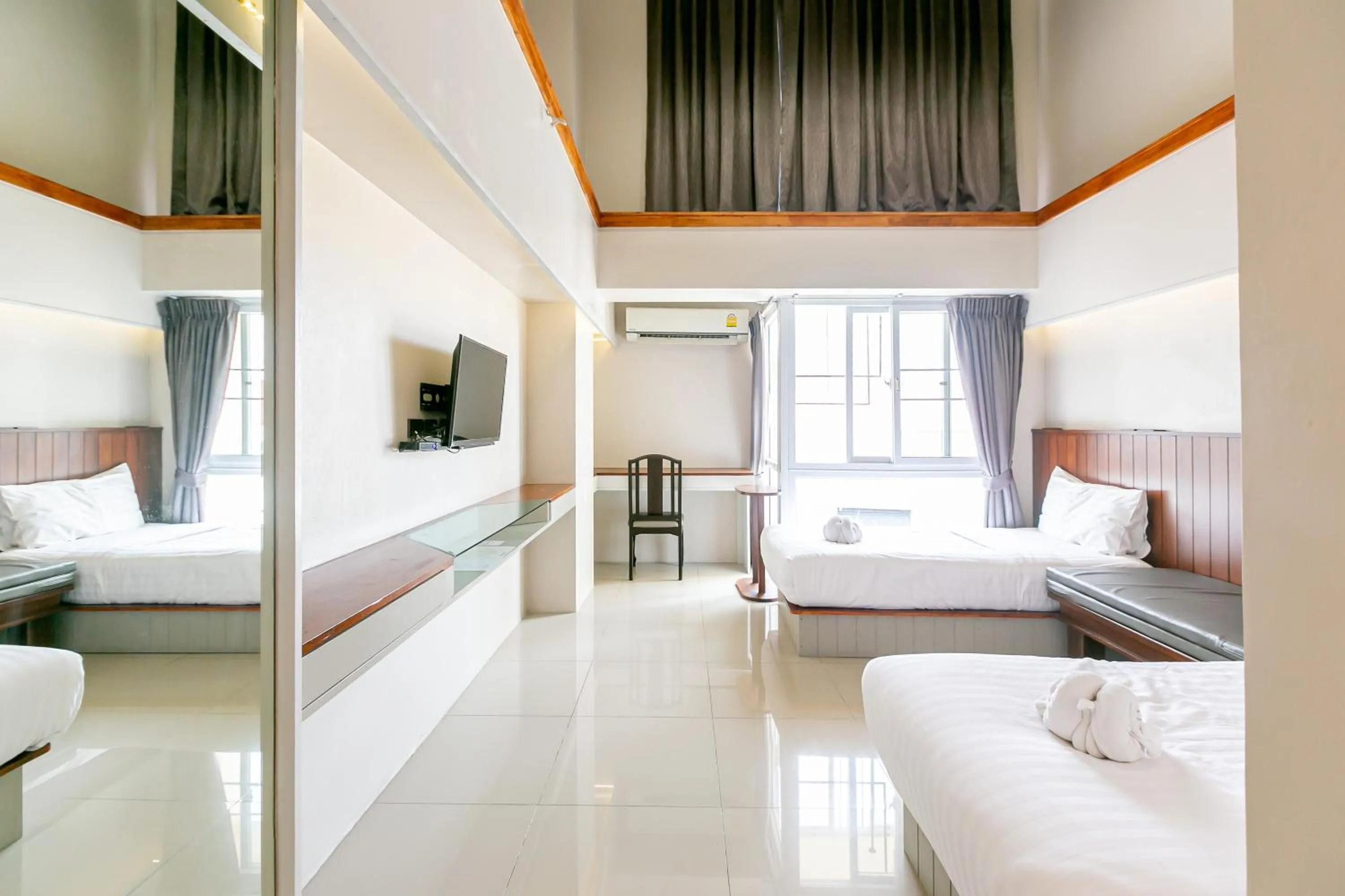Bed in A Room Bangkok Sathorn