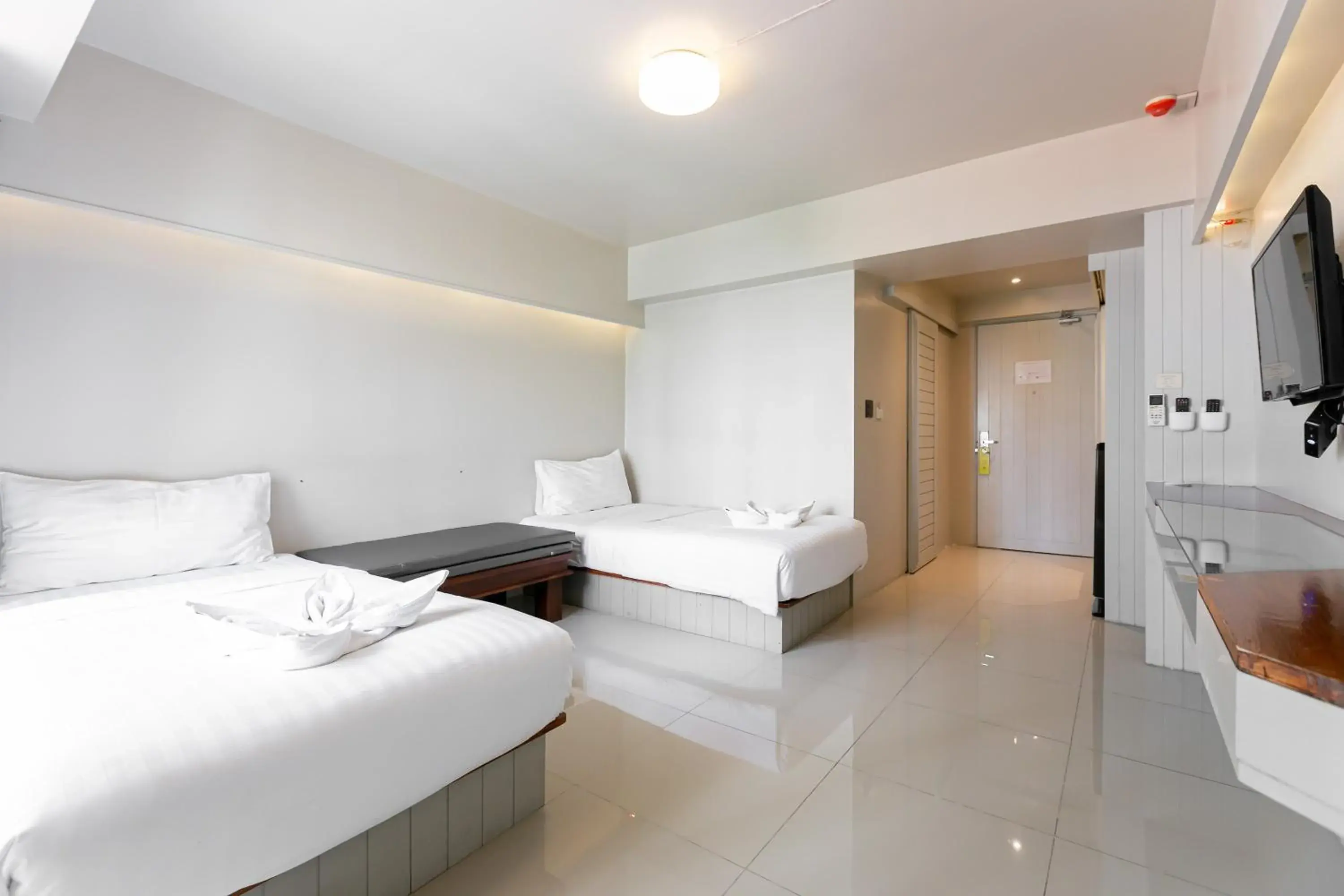 Superior Twin Room in A Room Bangkok Sathorn Superior Twin Room in A Room Bangkok Sathorn