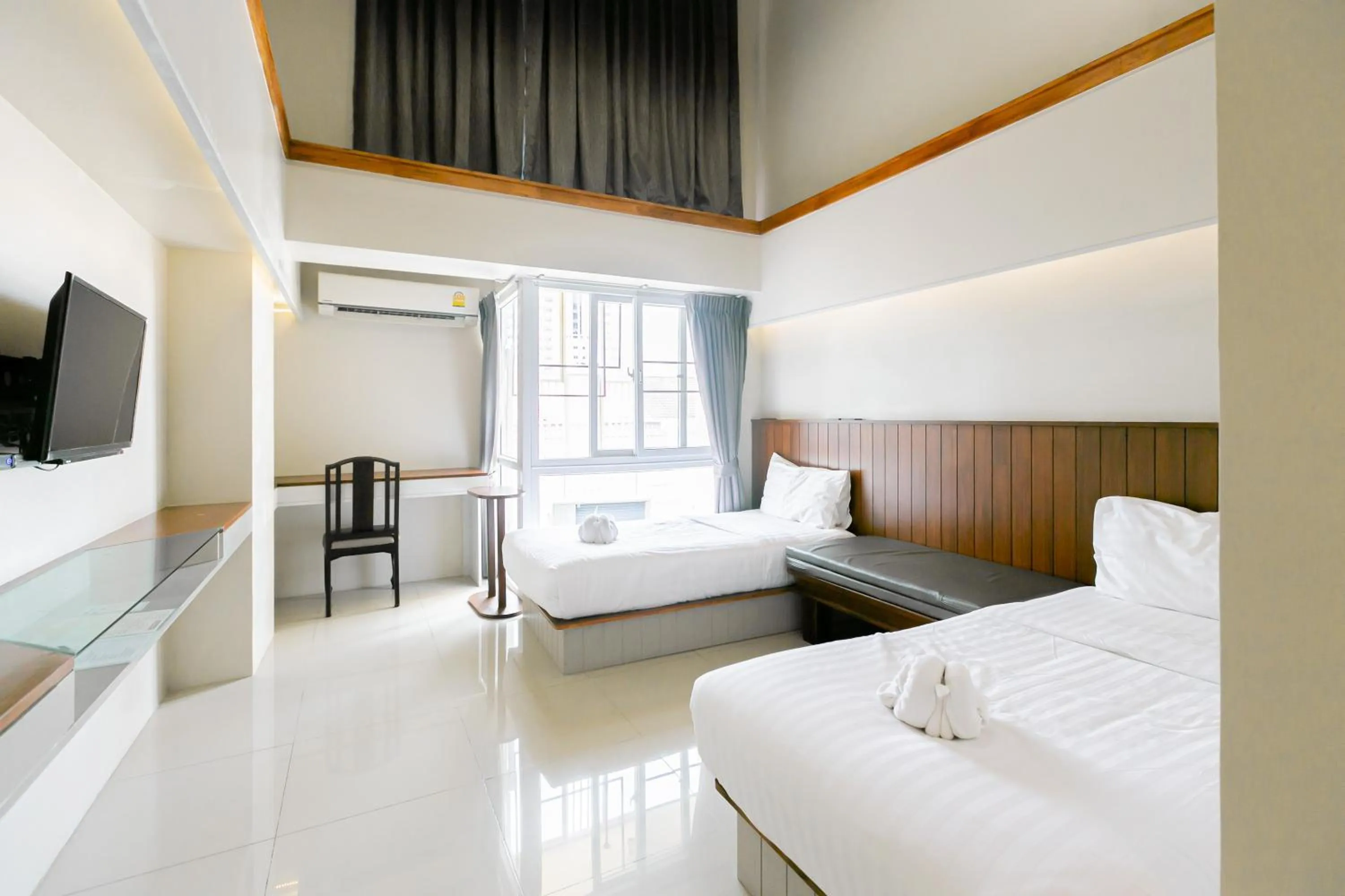 Bed in A Room Bangkok Sathorn