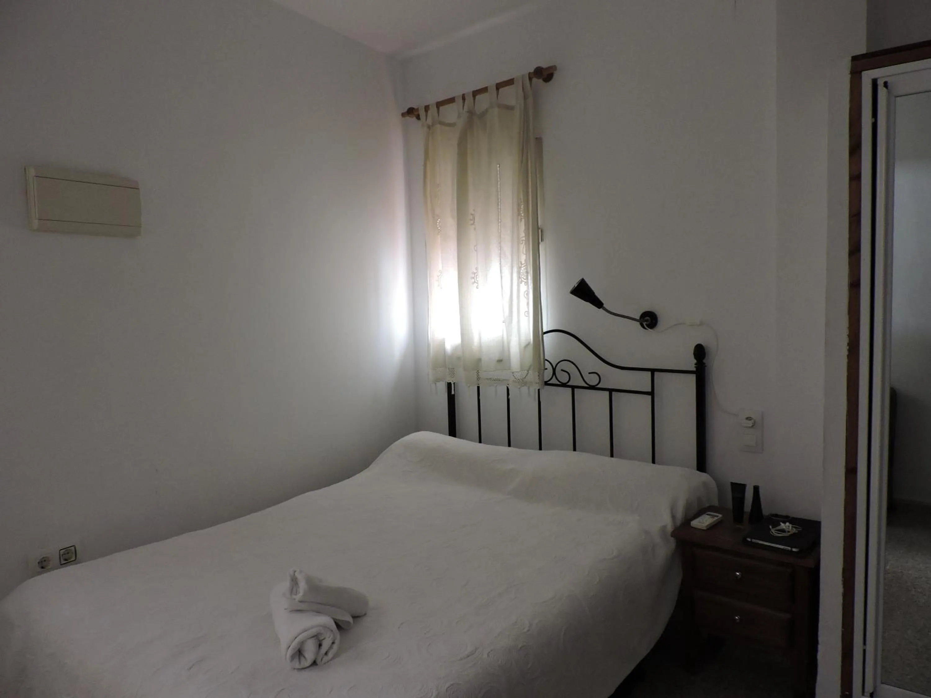 Bedroom, Bed in Hospedaje Lisboa Algeciras P Ca 0214 y A Ca 0232