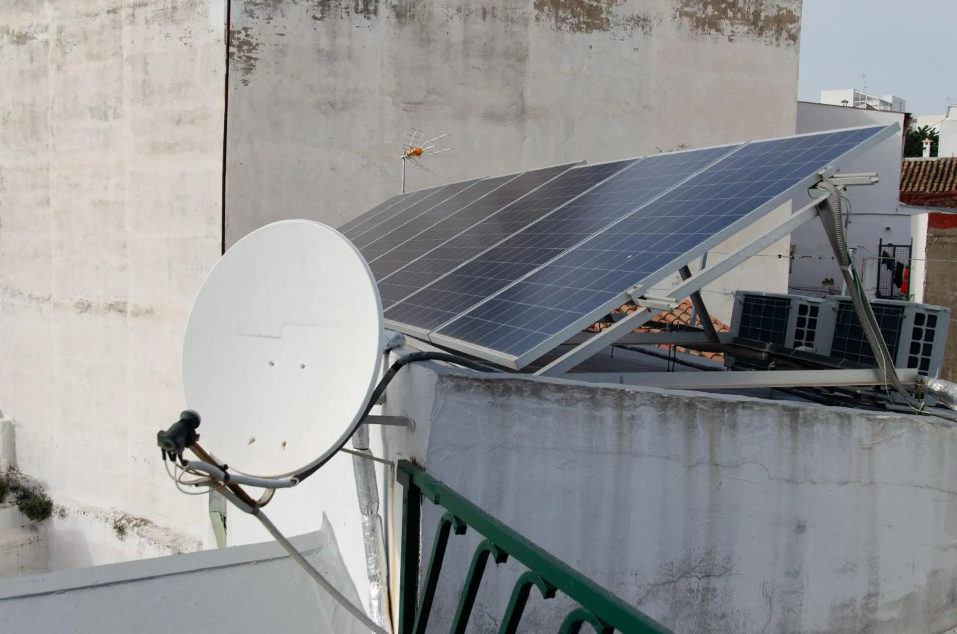 Area and facilities in Hospedaje Lisboa Algeciras P Ca 0214 y A Ca 0232