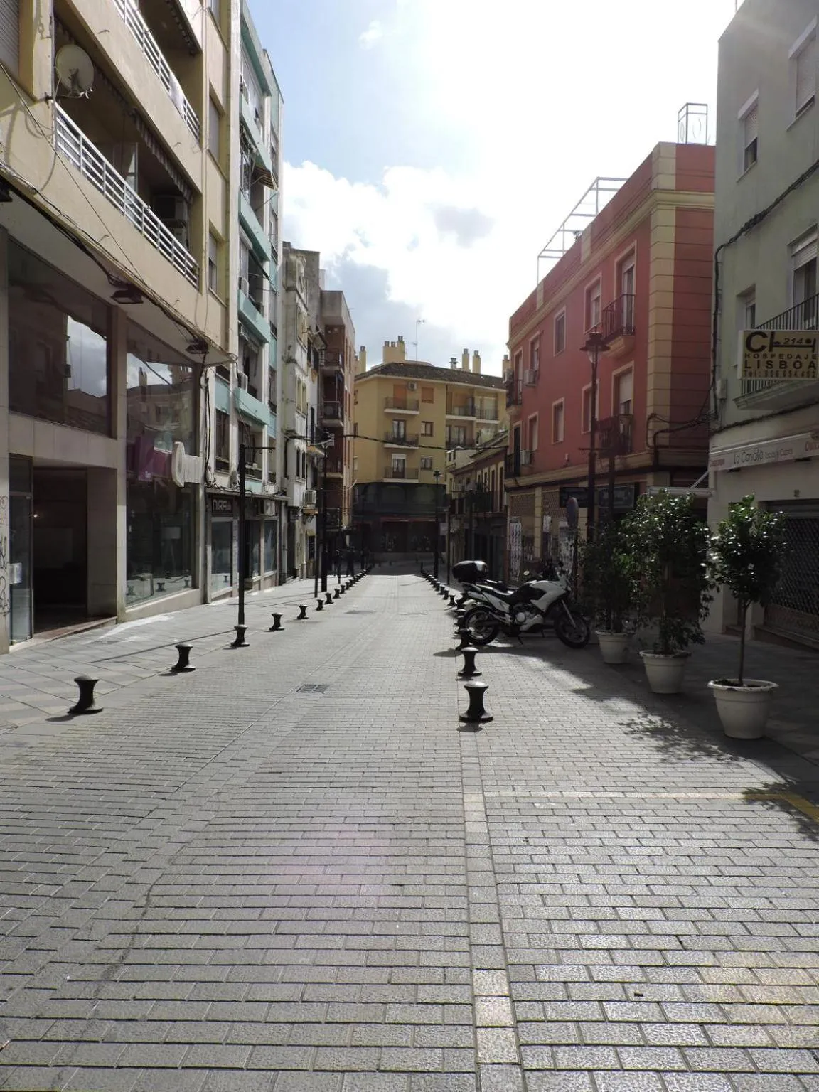 Day in Hospedaje Lisboa Algeciras P Ca 0214 y A Ca 0232