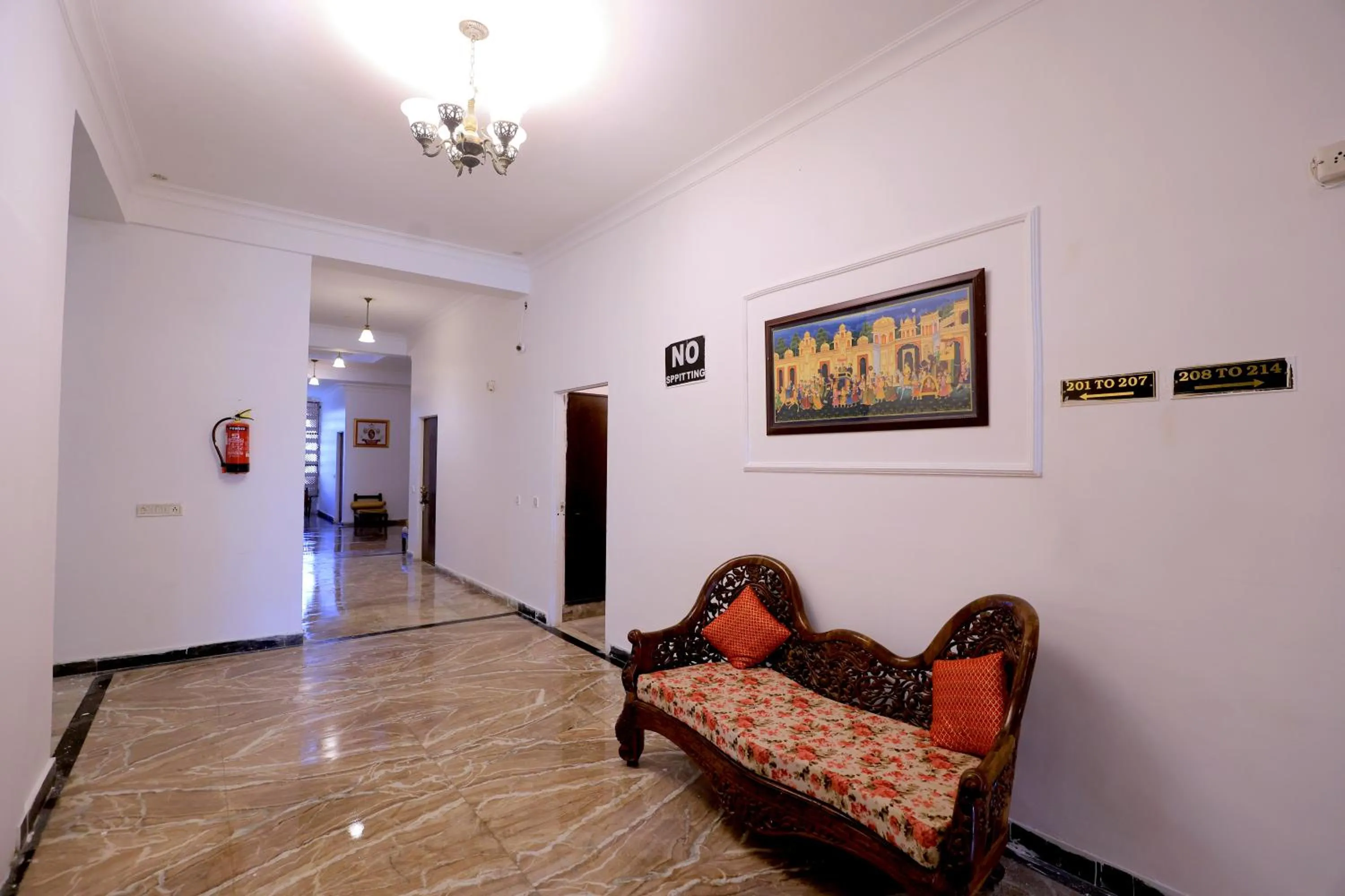 elevator in Satyam Palace Resort