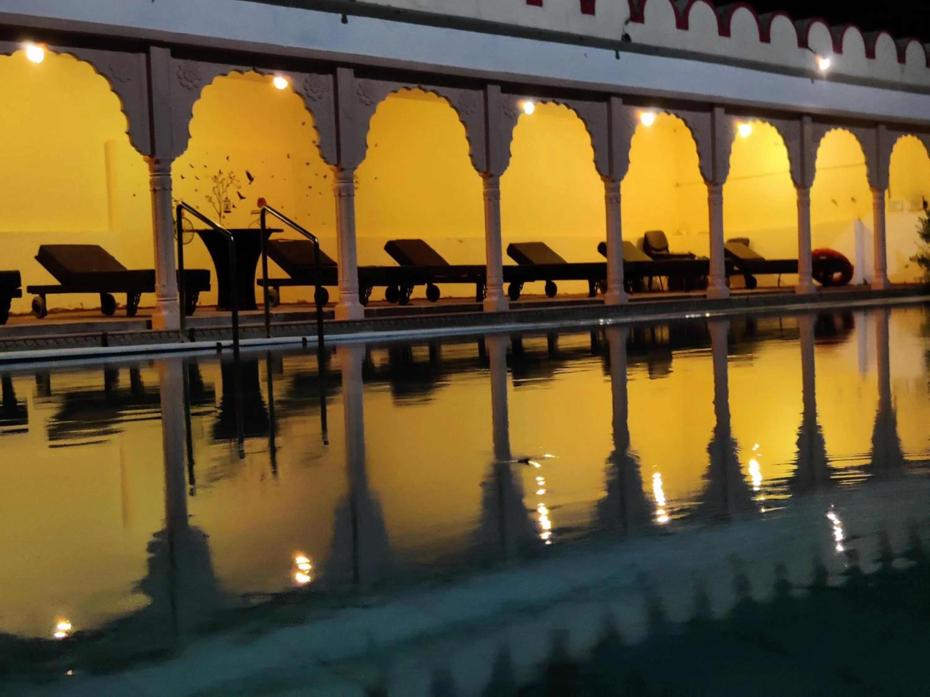 Swimming pool in Satyam Palace Resort