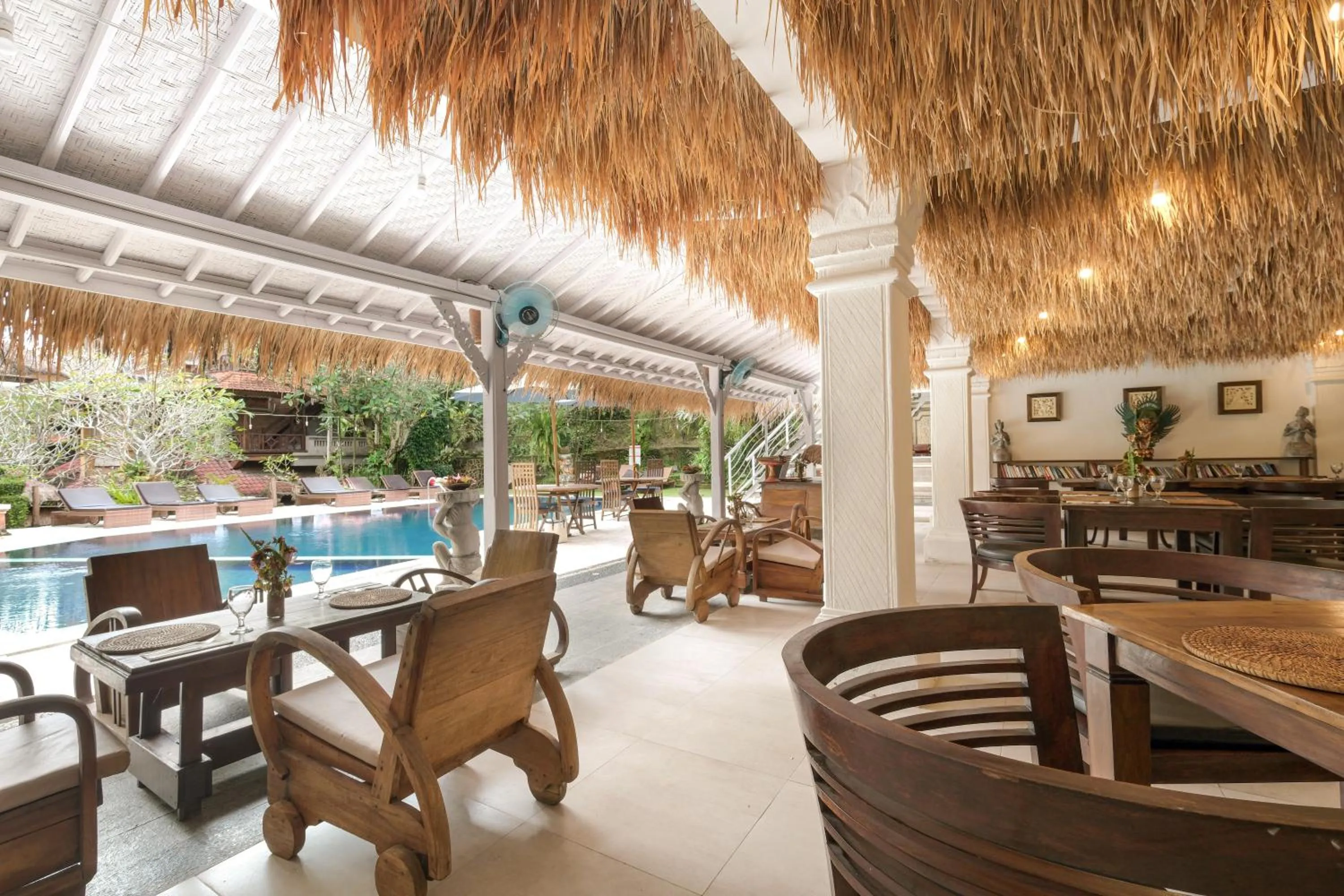 Restaurant/places to eat in Artini 2 Cottage Ubud