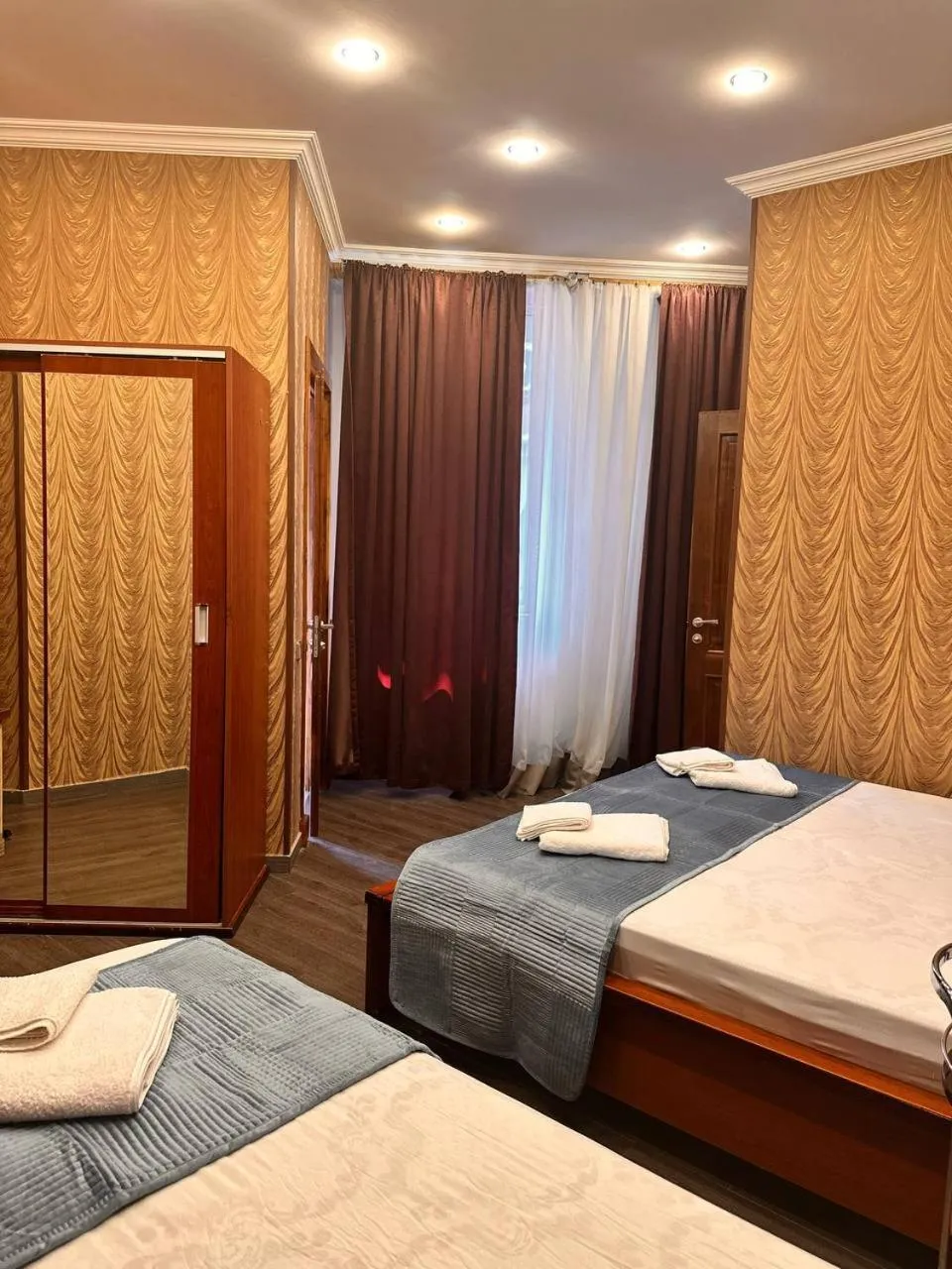 Bed in Iceberg Hotel