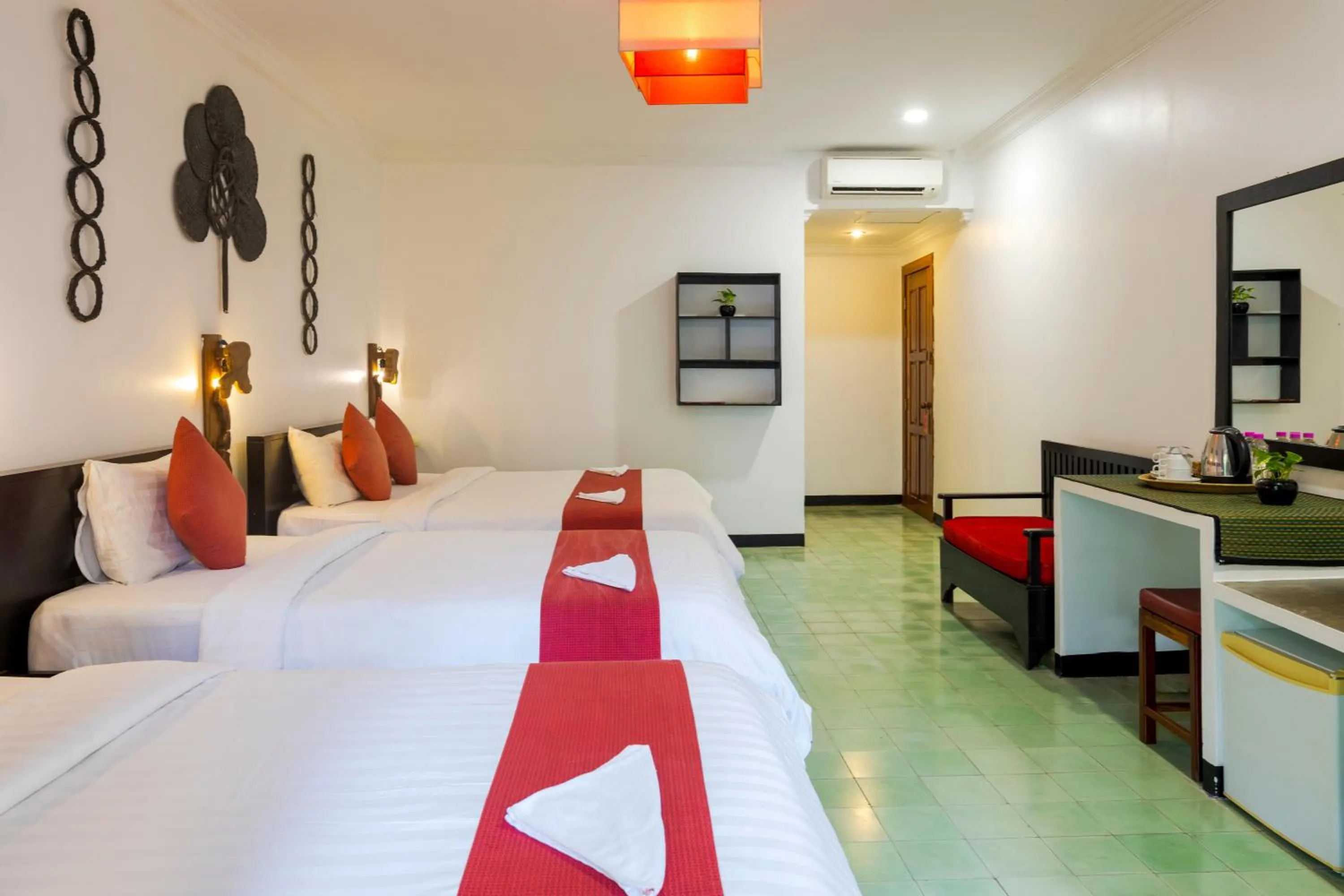 Bedroom, Bed in La Niche D'angkor Boutique Hotel