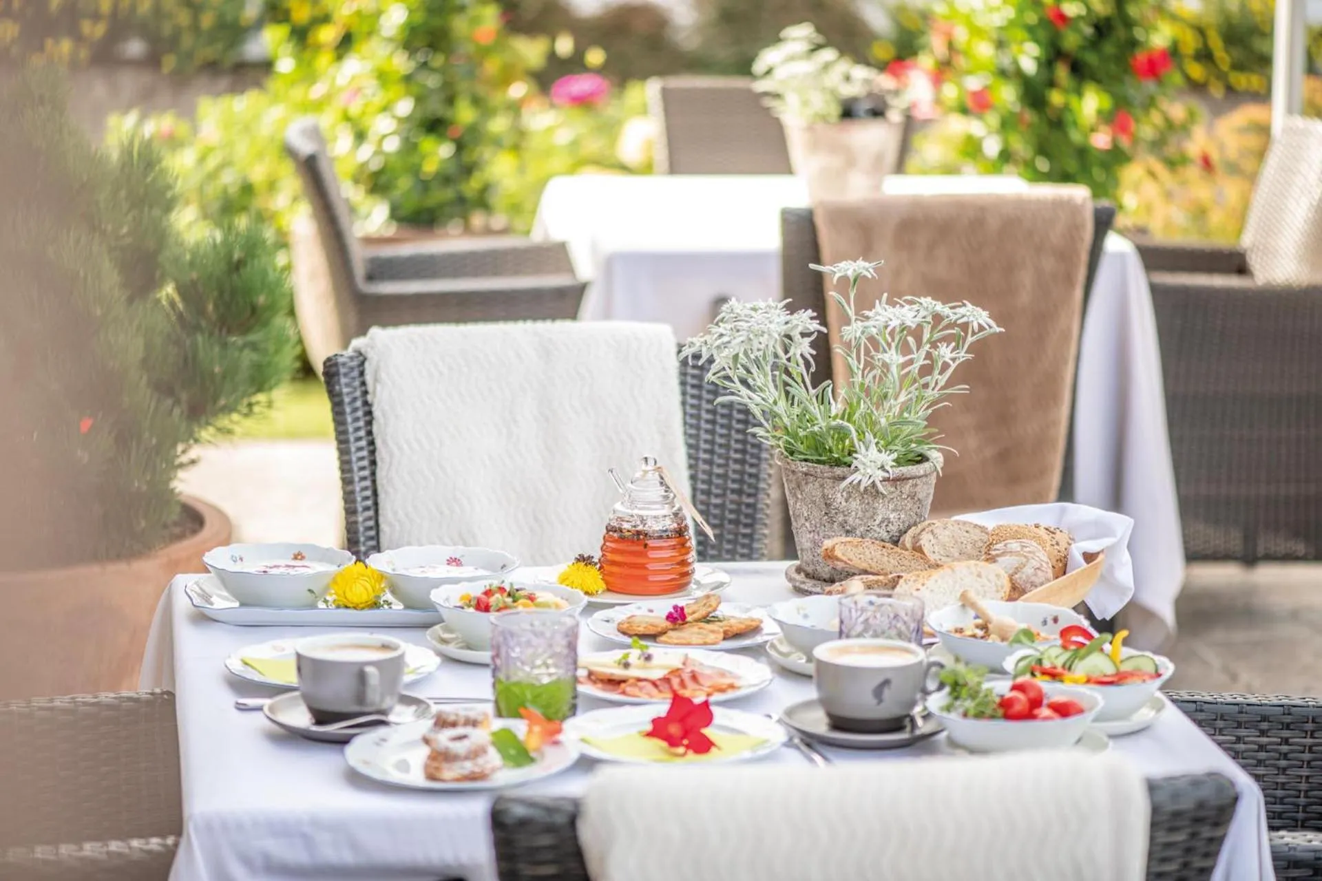 Breakfast in Hotel Edelweiss