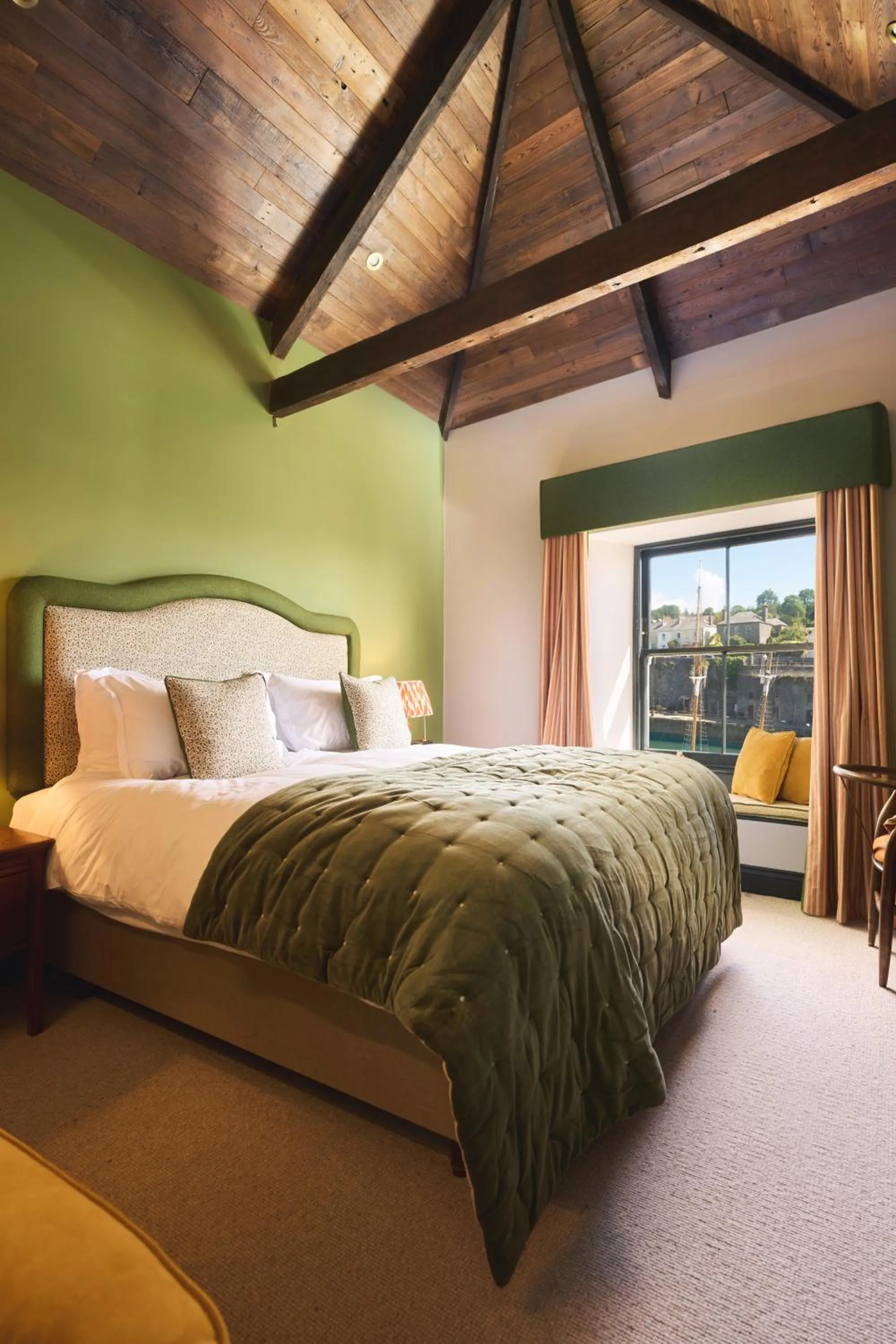 View (from property/room), Bed in Pier House