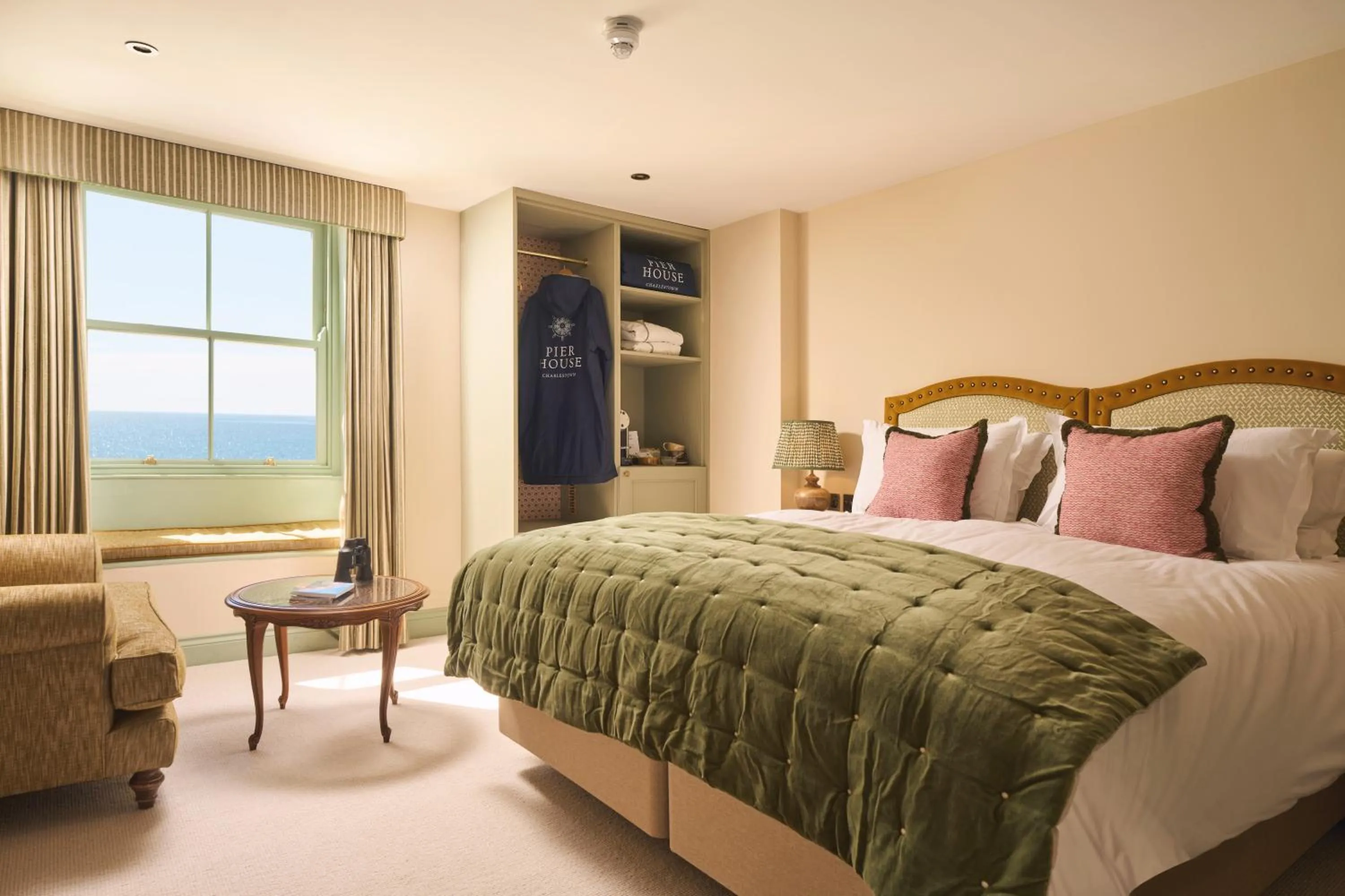 View (from property/room), Bed in Pier House