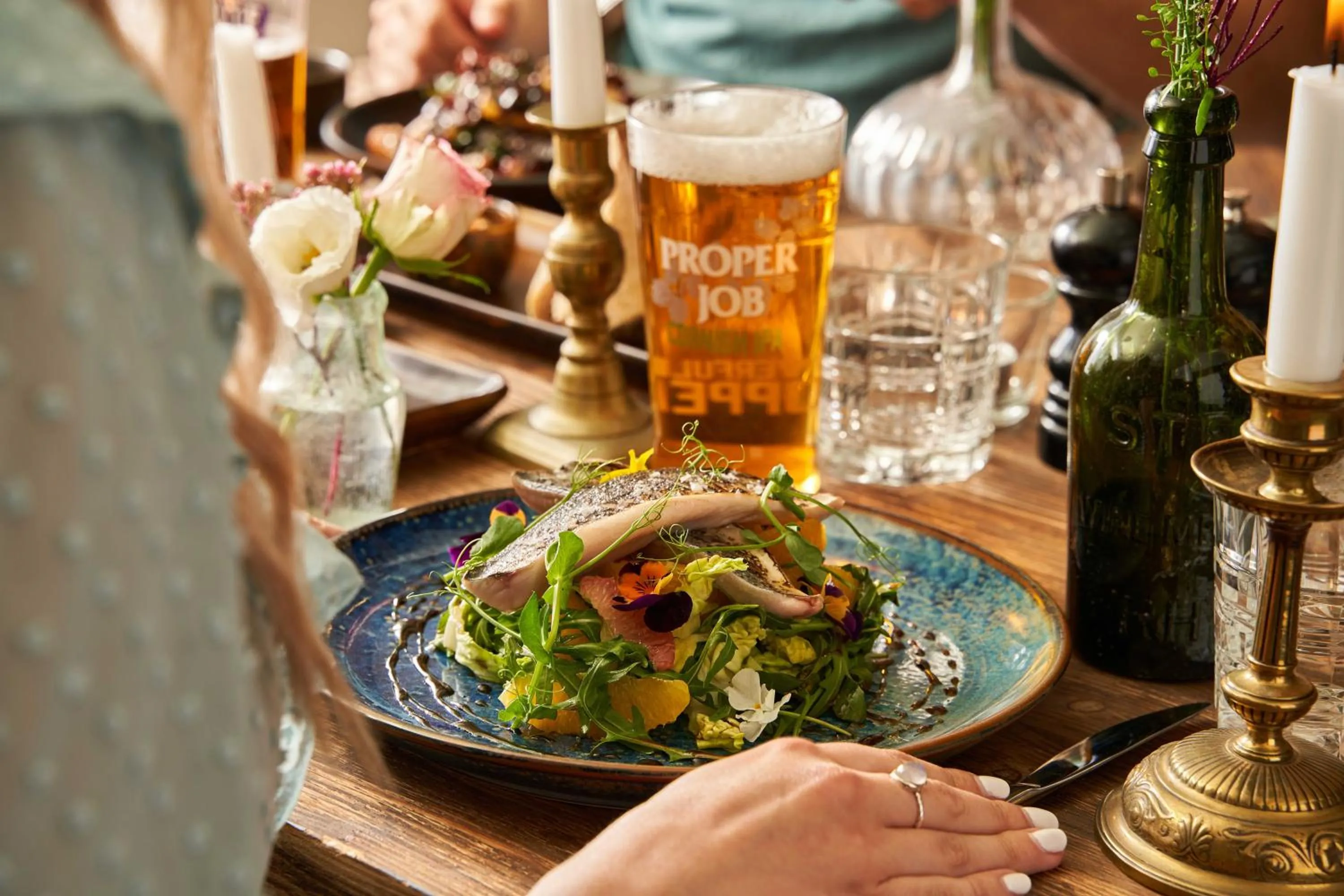 Food and drinks in Pier House