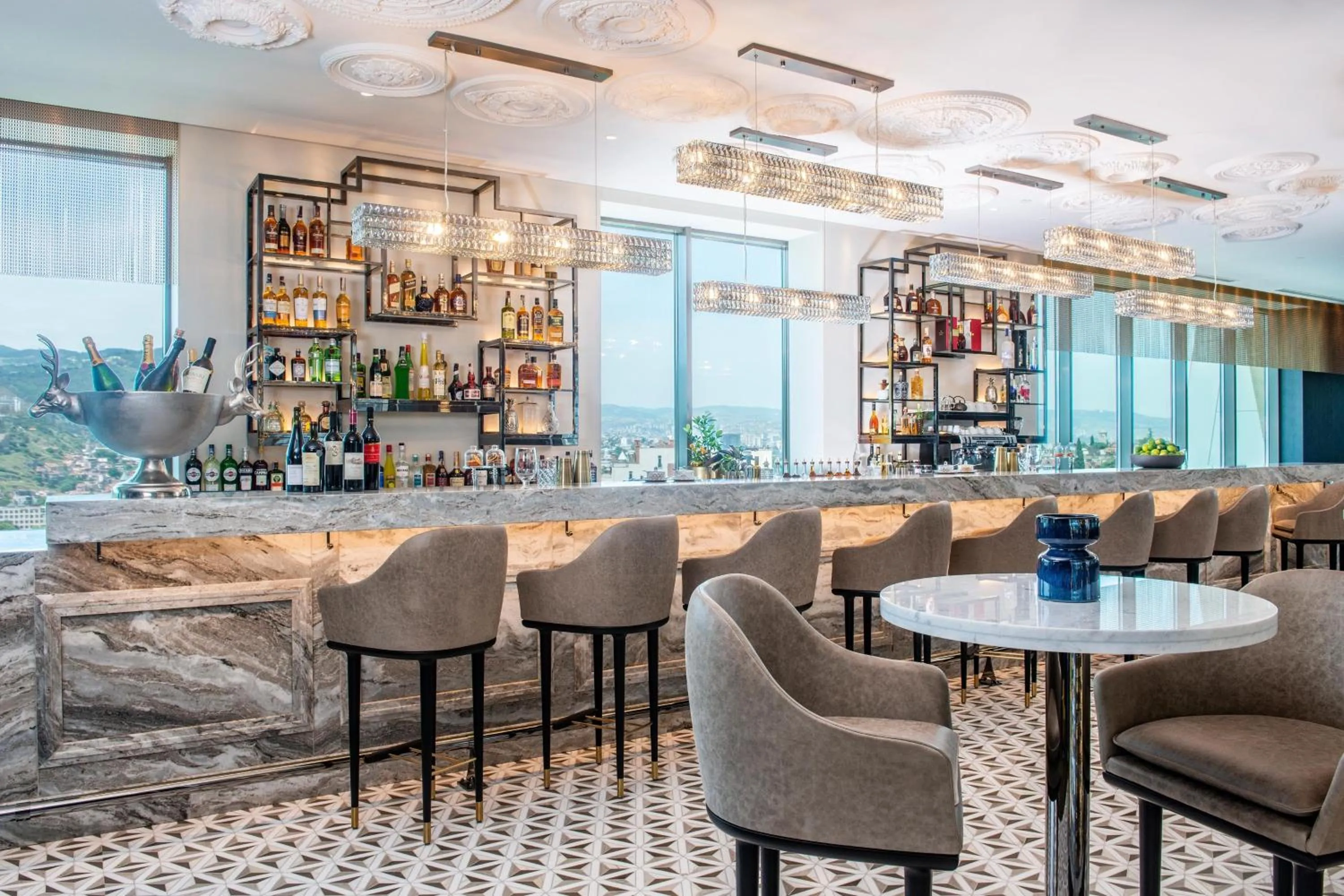 Restaurant/places to eat in Sheraton Grand Tbilisi Metechi Palace