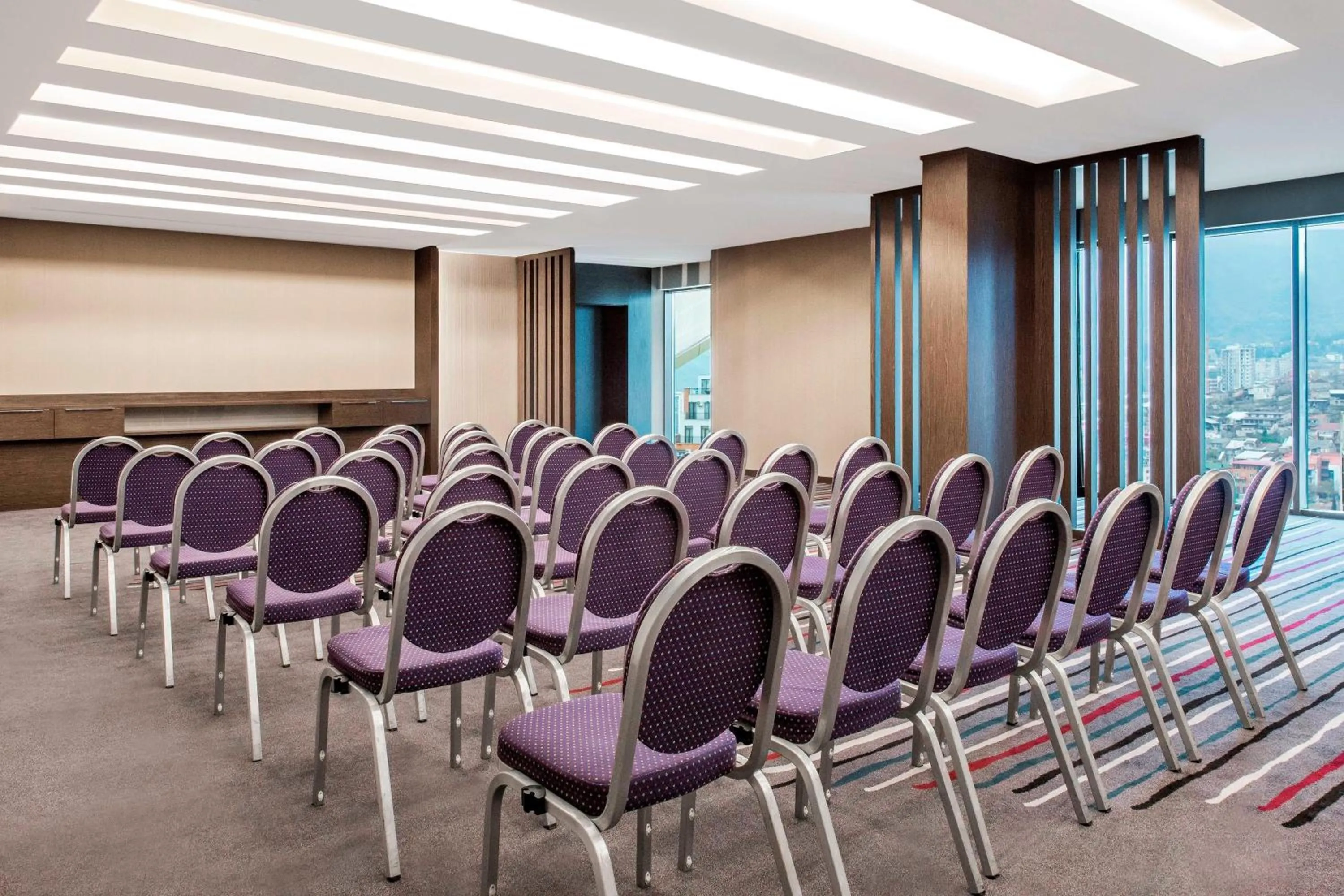 Meeting/conference room in Sheraton Grand Tbilisi Metechi Palace