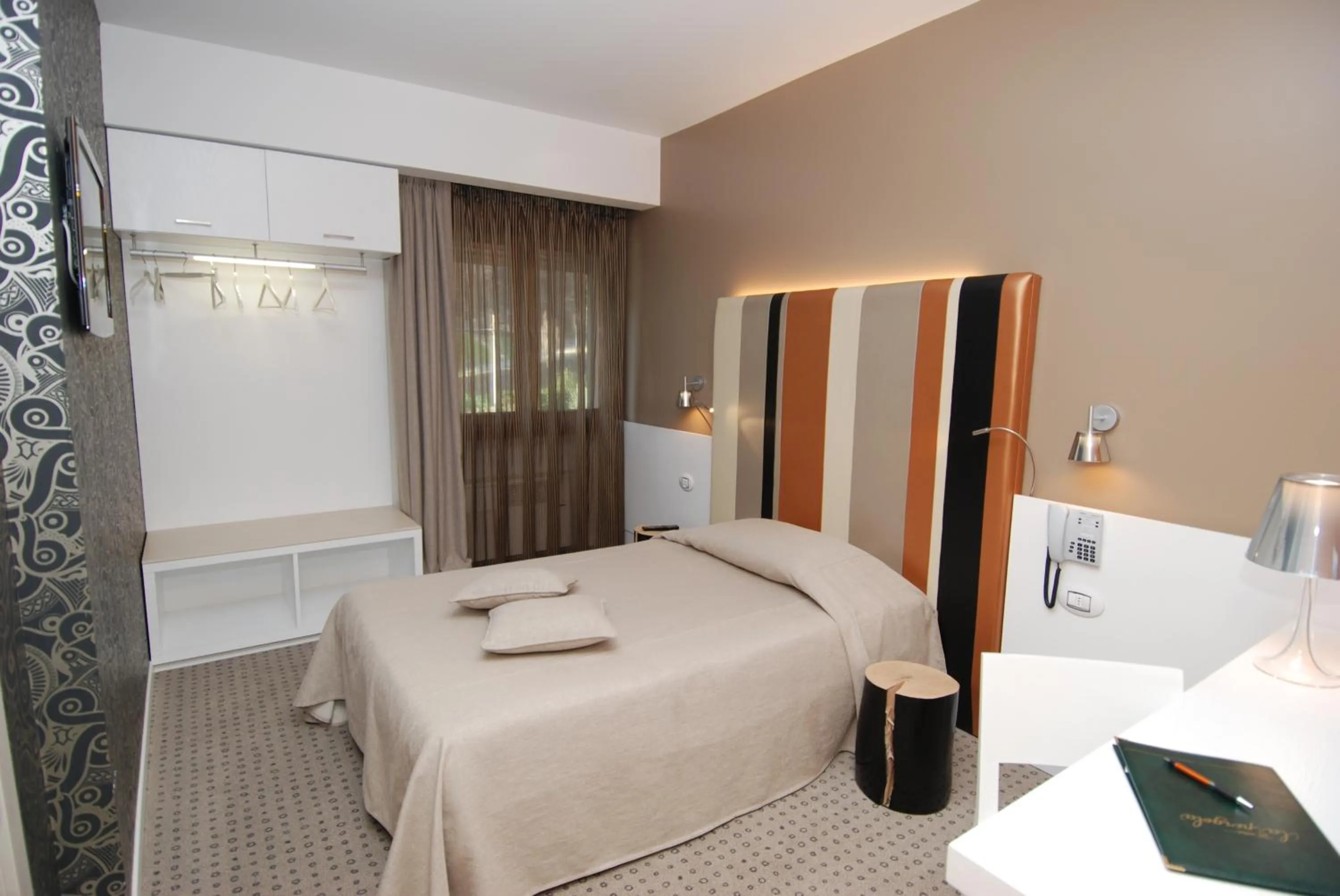 Bedroom, Bed in Hotel La Pergola