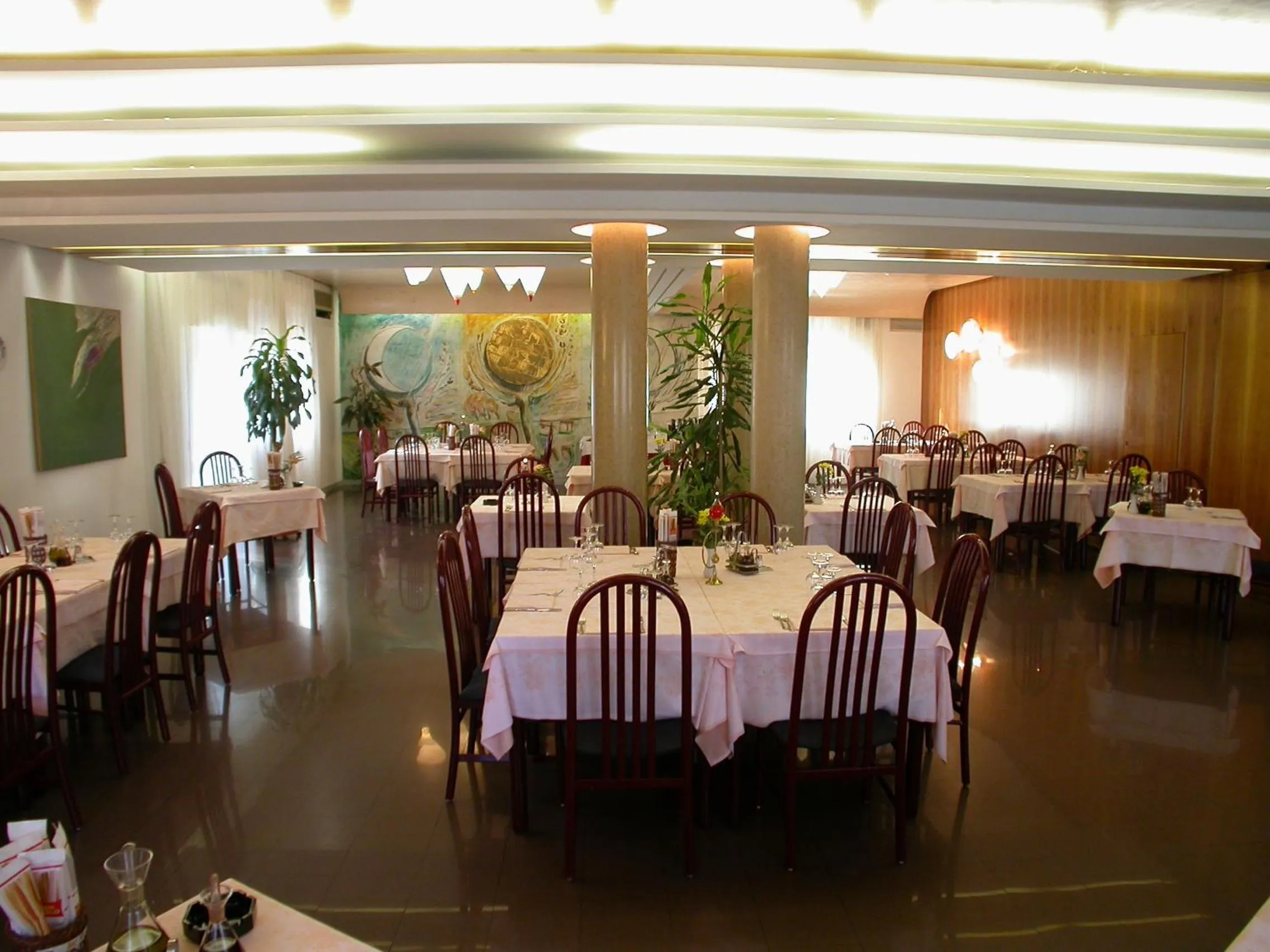 Restaurant/places to eat in Hotel La Pergola