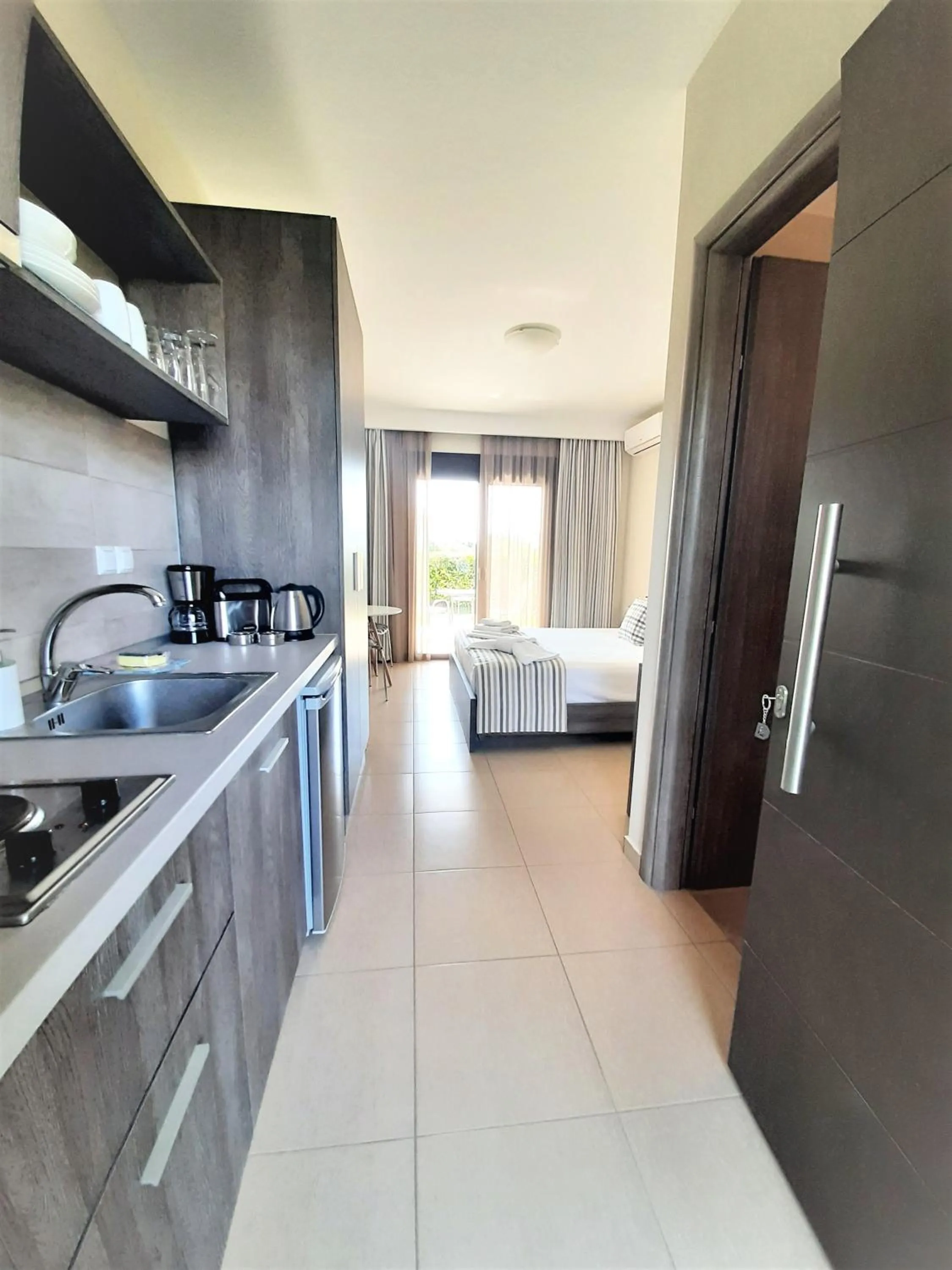 Bedroom, Bed in Gmare