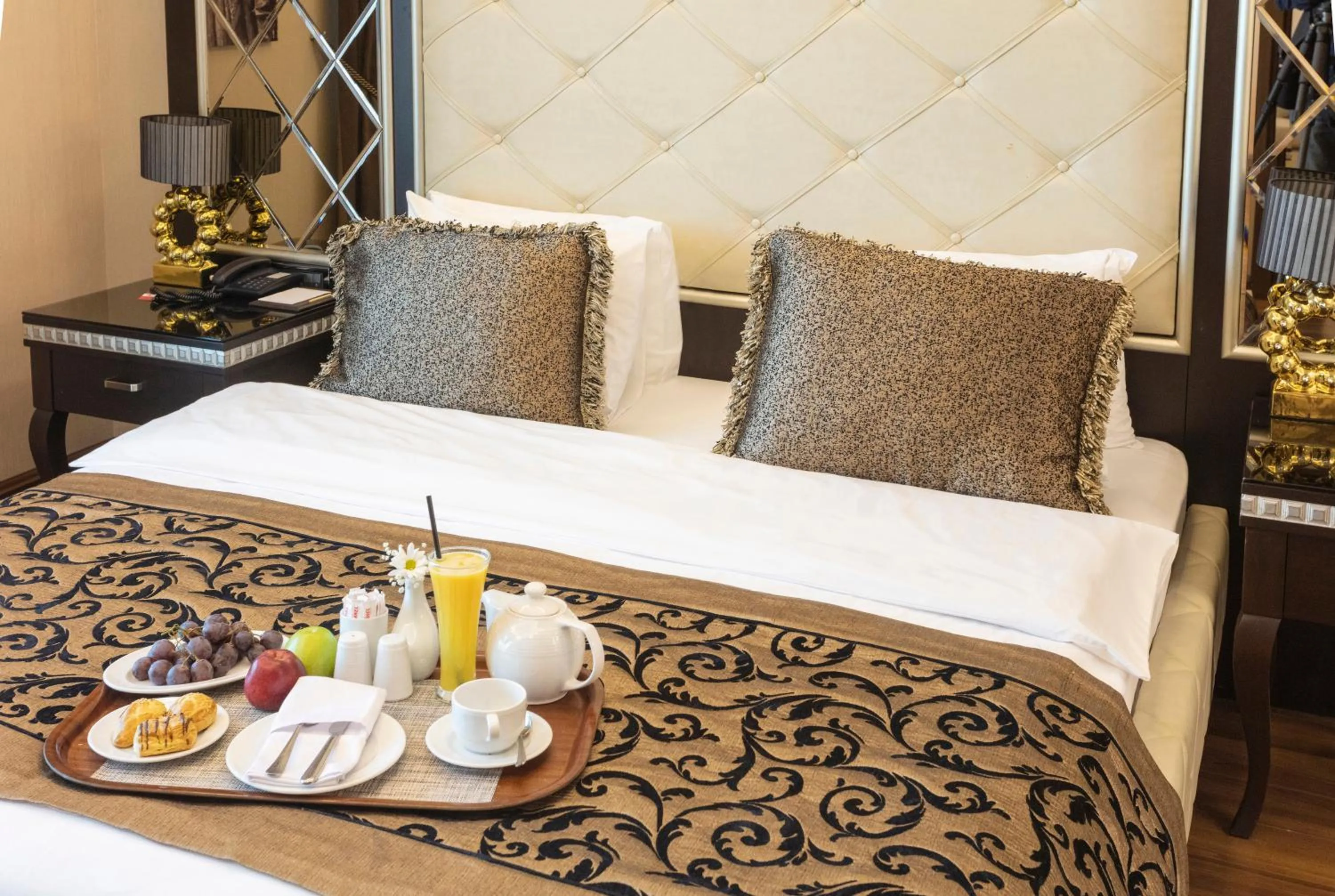 Bed in Grand Makel Hotel Topkapi