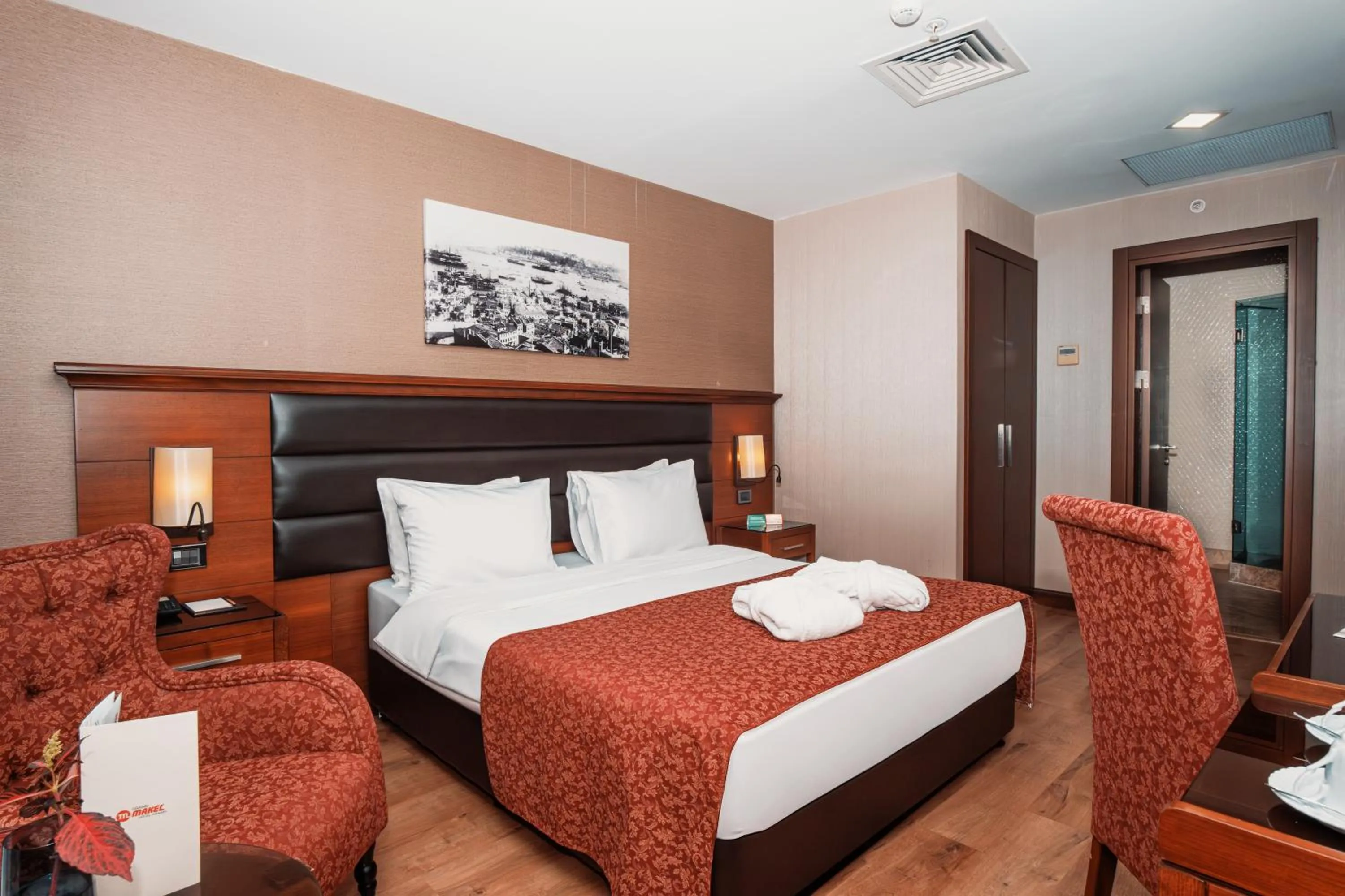 Bed in Grand Makel Hotel Topkapi