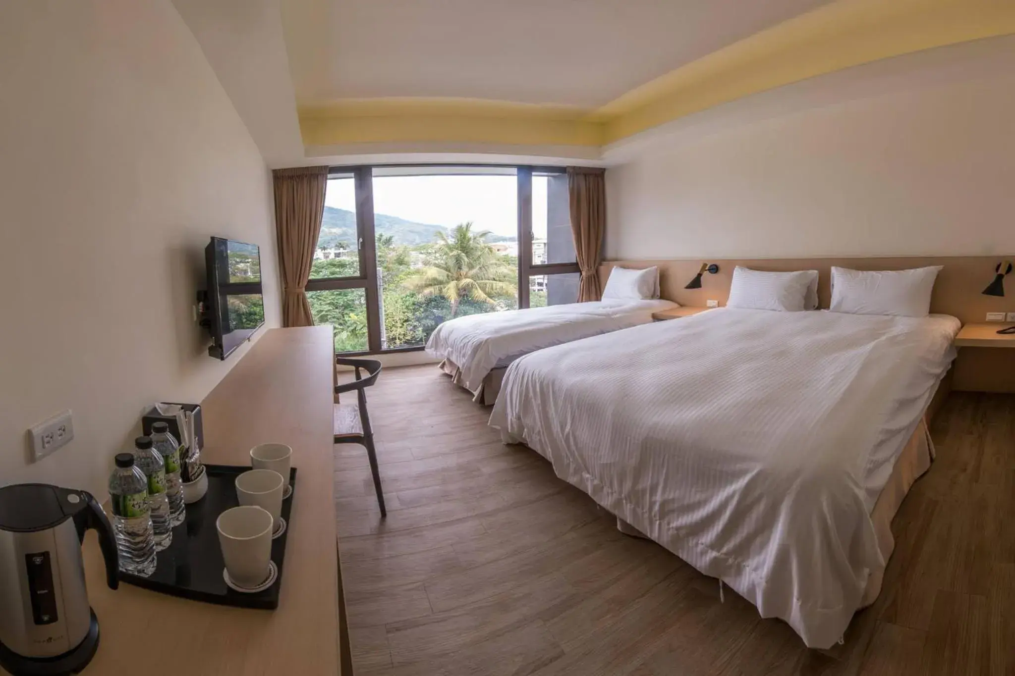 Triple Room with Bathroom in KET Hotel Triple Room with Bathroom in KET Hotel