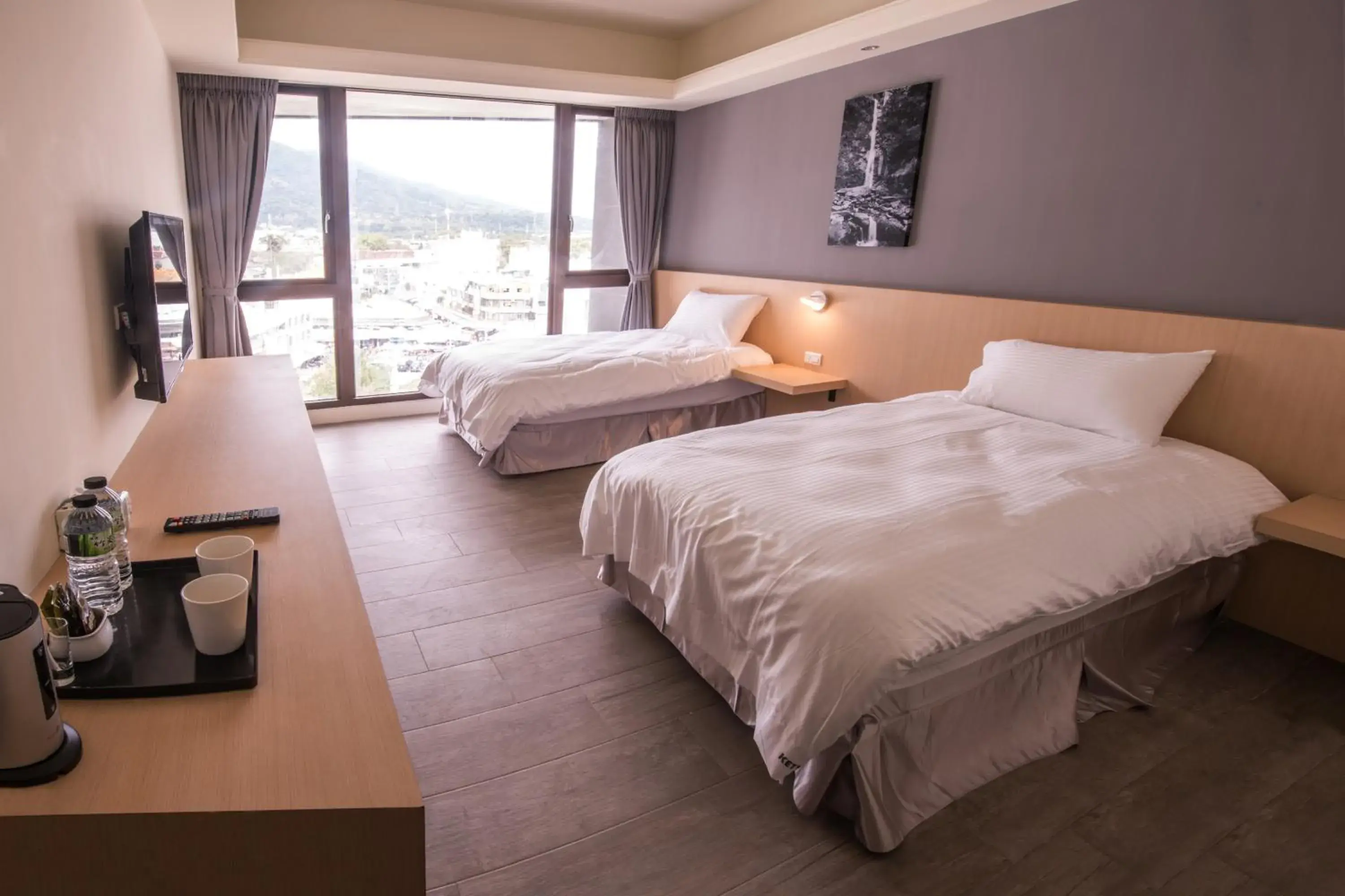 Quadruple Room with Bathroom in KET Hotel Quadruple Room with Bathroom in KET Hotel