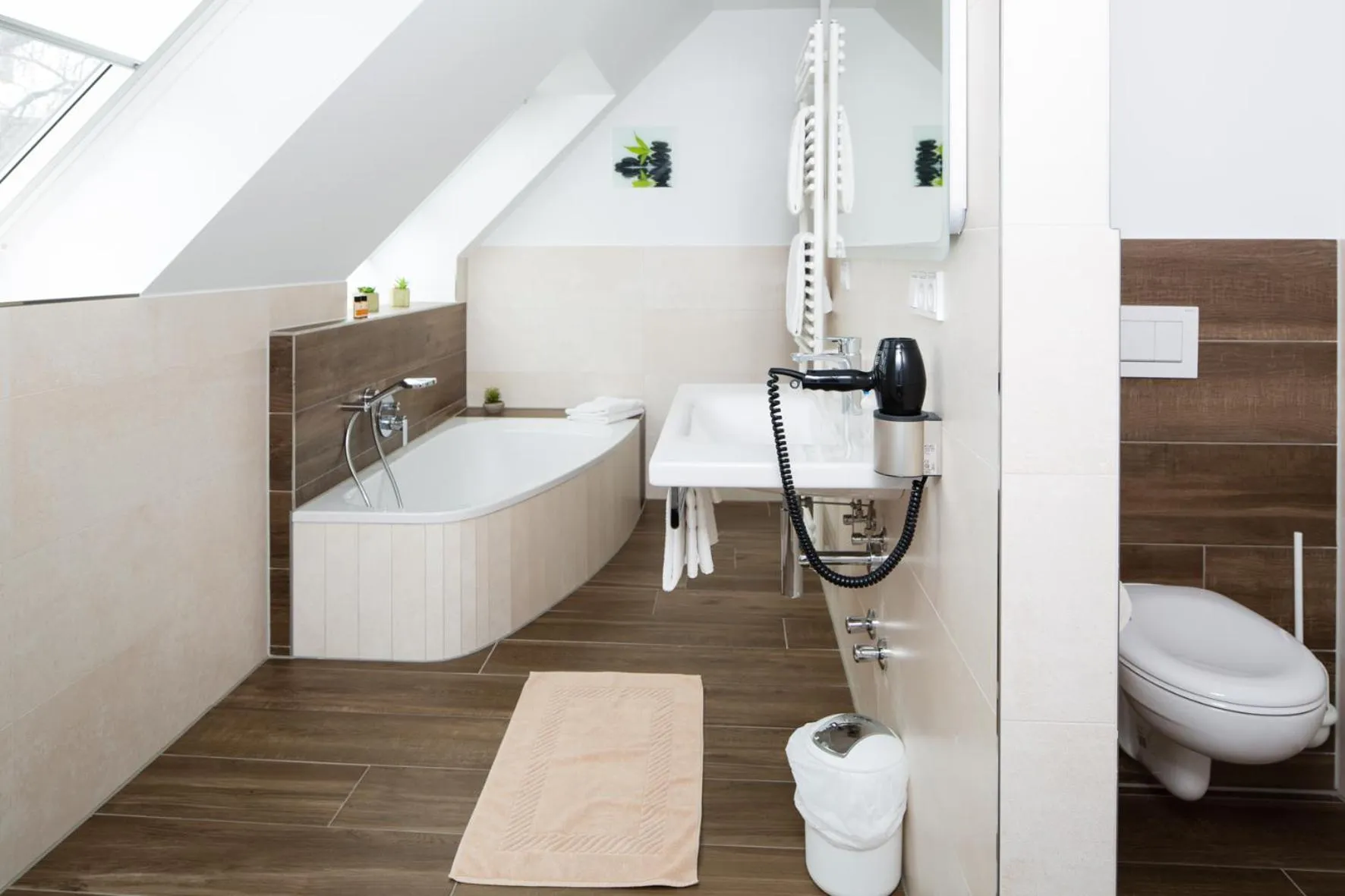 Bathroom in Hotel am alten Park