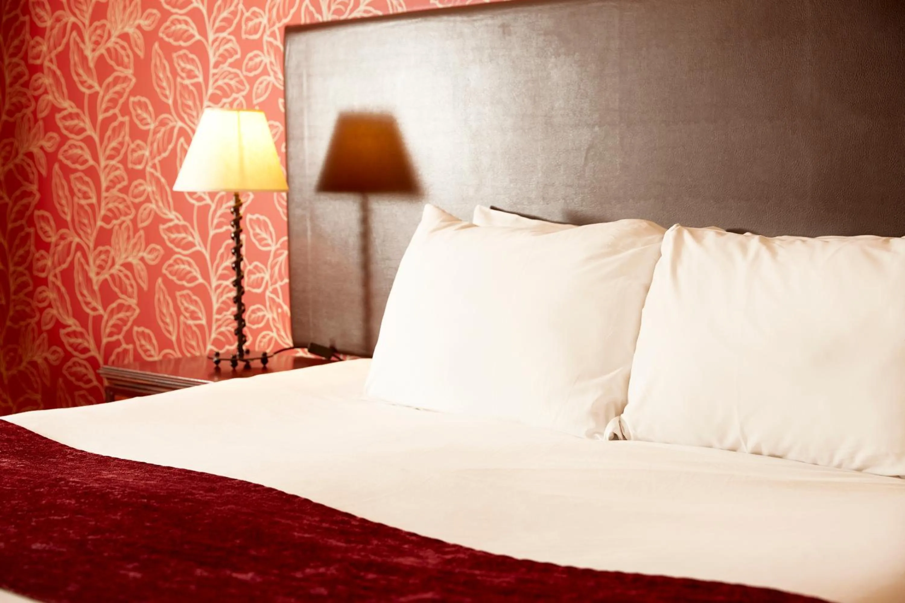 Bed in Two Brewers by Chef & Brewer Collection