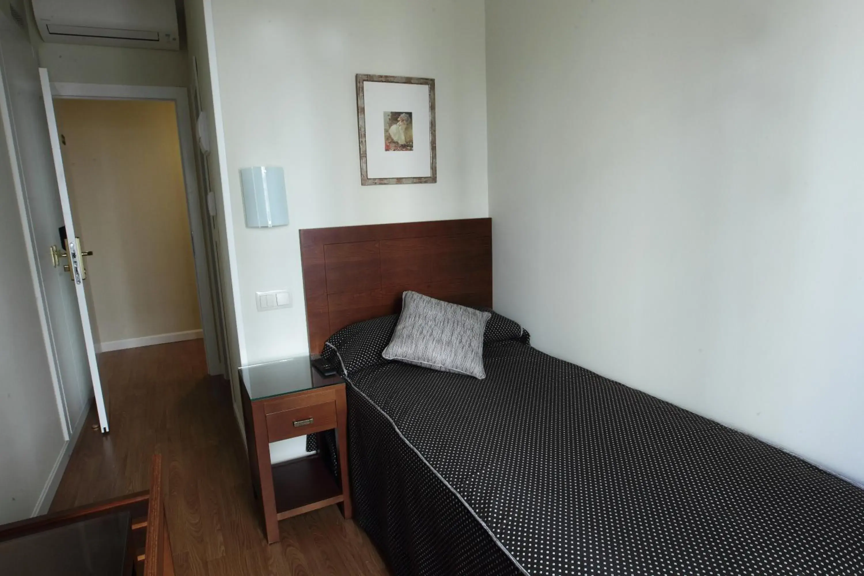 Standard Single Room in Rincón de Gran Vía Standard Single Room in Rincón de Gran Vía