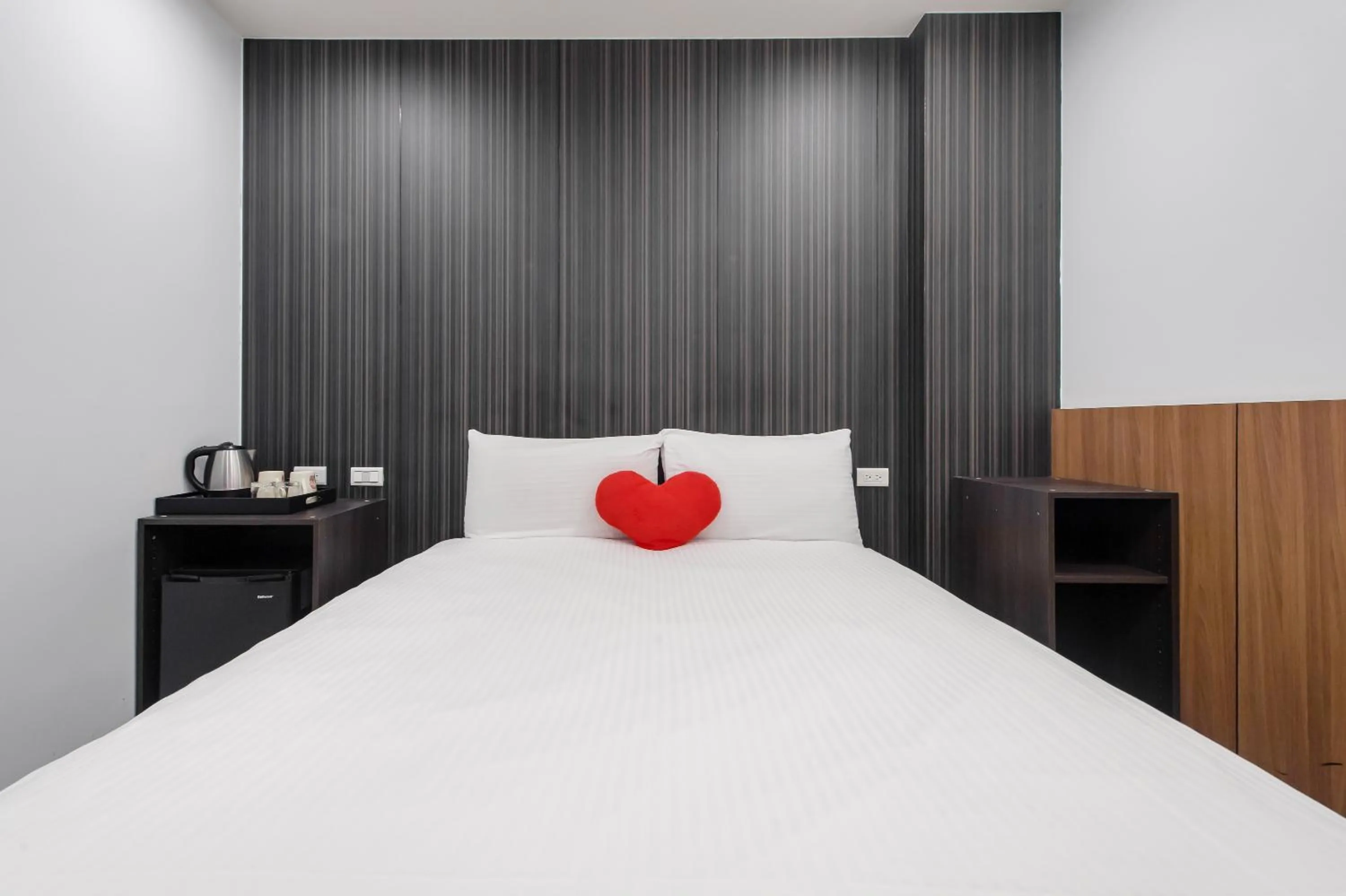 Bed in Sun Moon Tea B&B