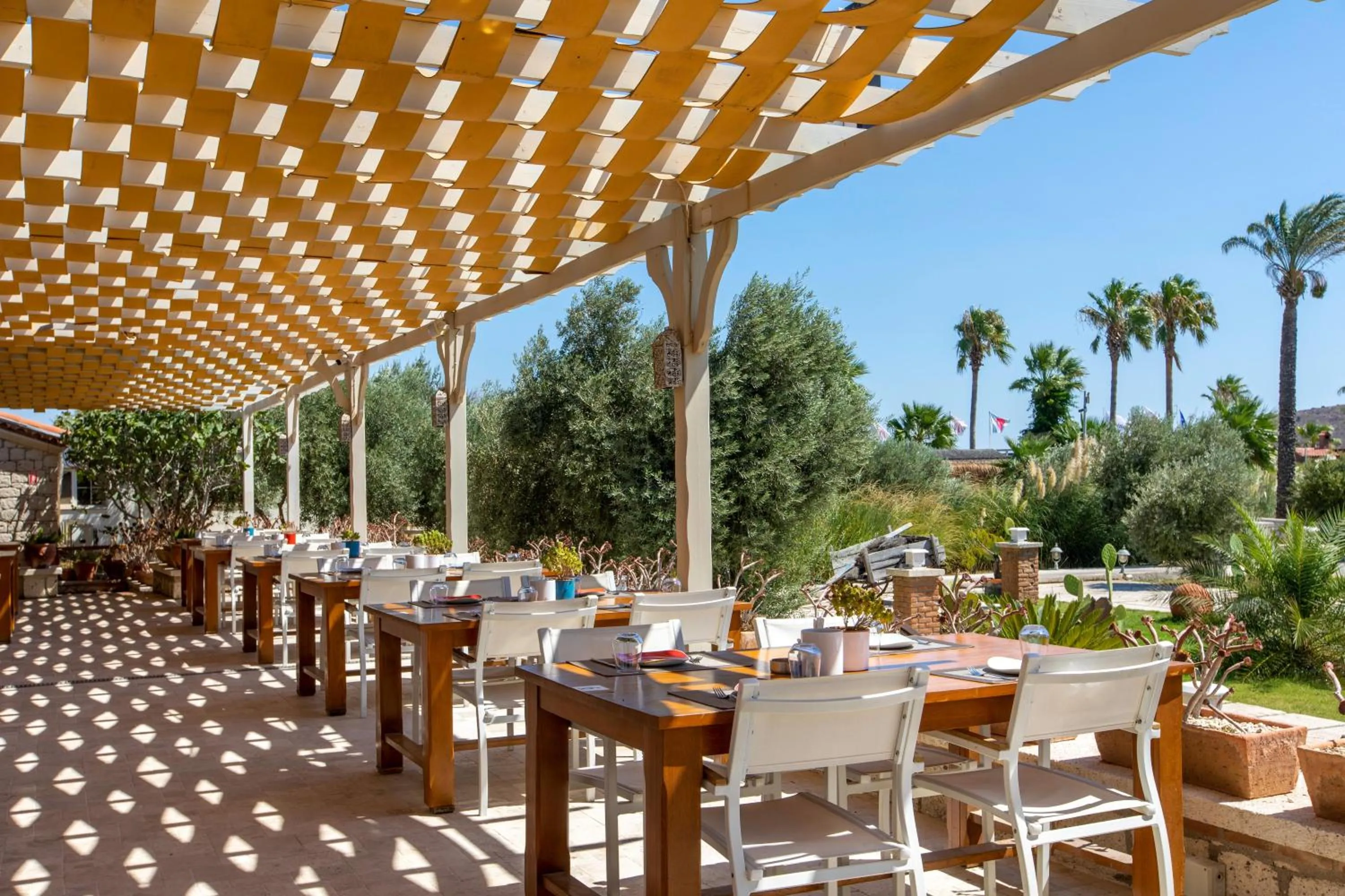 Restaurant/Places to Eat in Kairaba Alacati Beach Resort