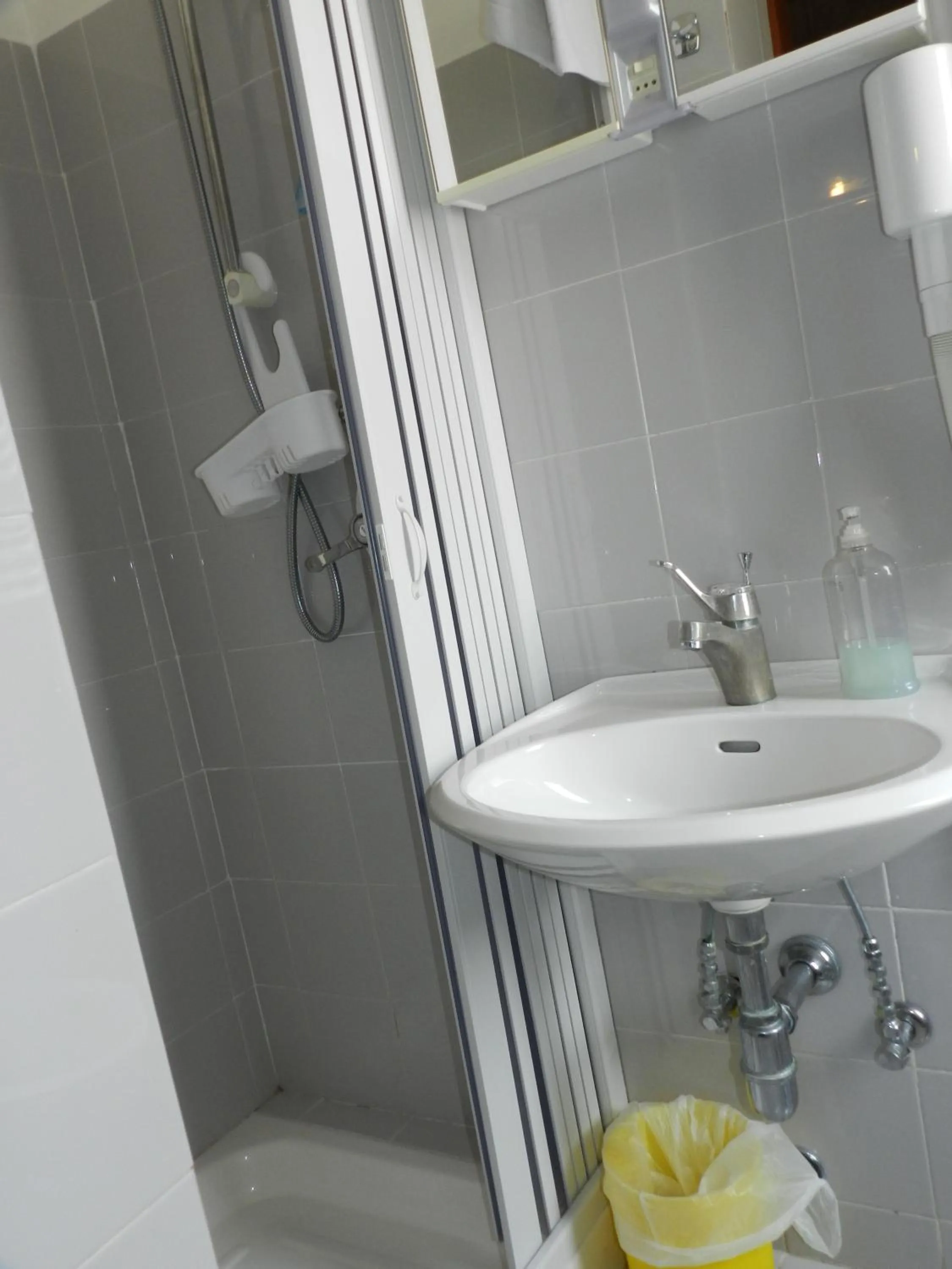 Bathroom in Albergo Ristorante Villa Svizzera