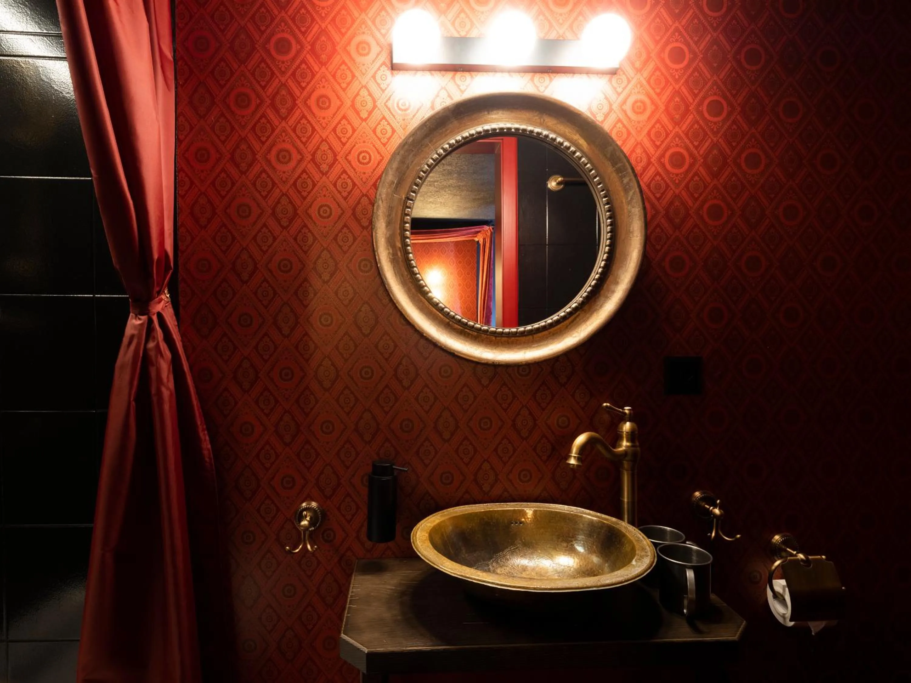Bathroom in Peanut Medieval Lodge