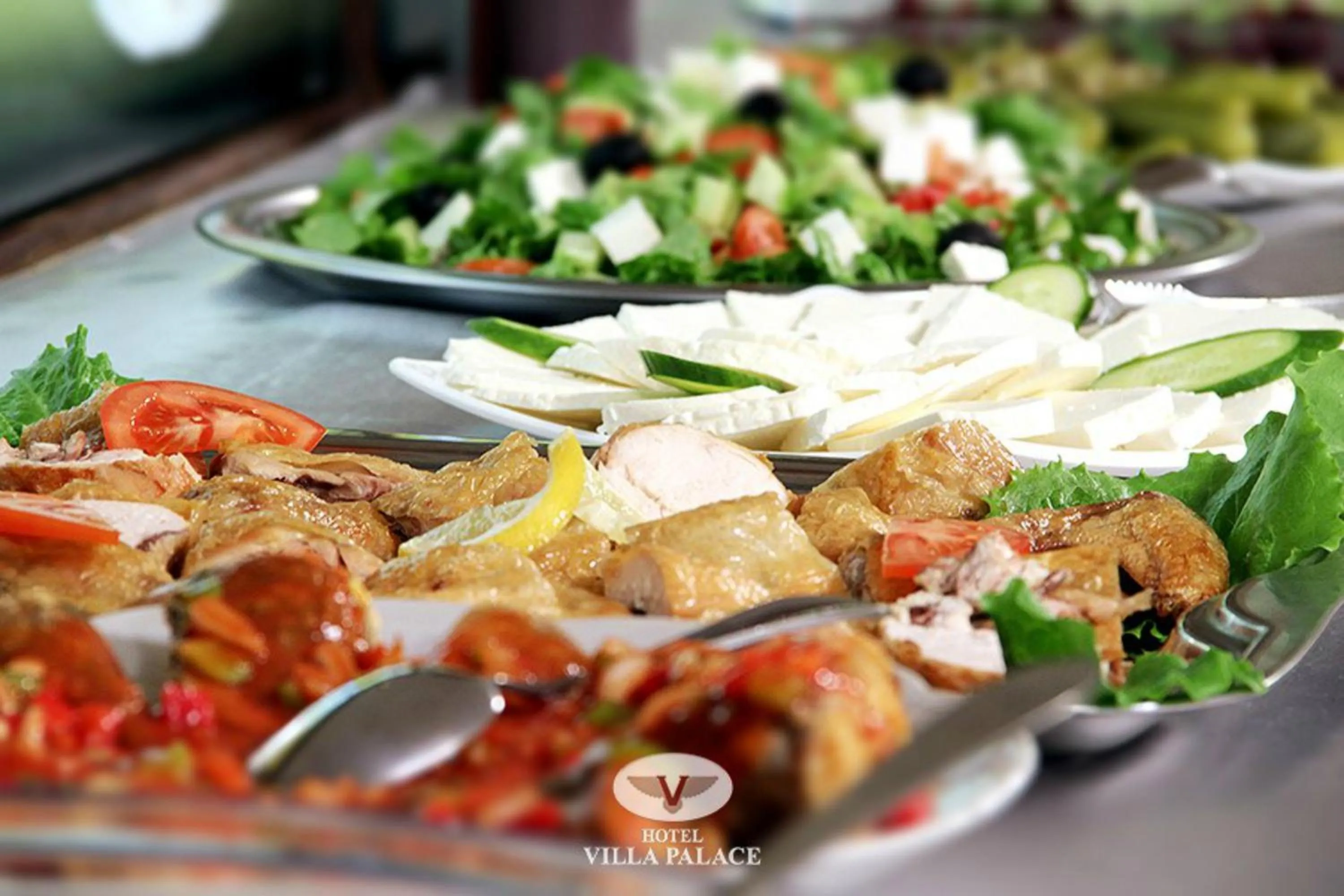 Restaurant/places to eat in Hotel Villa Palace