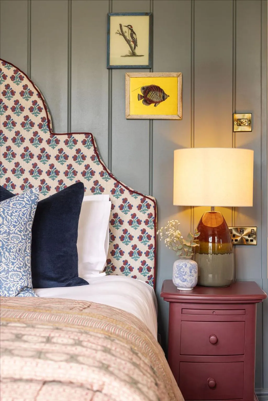 Bed in The Sheep on Sheep Street Hotel