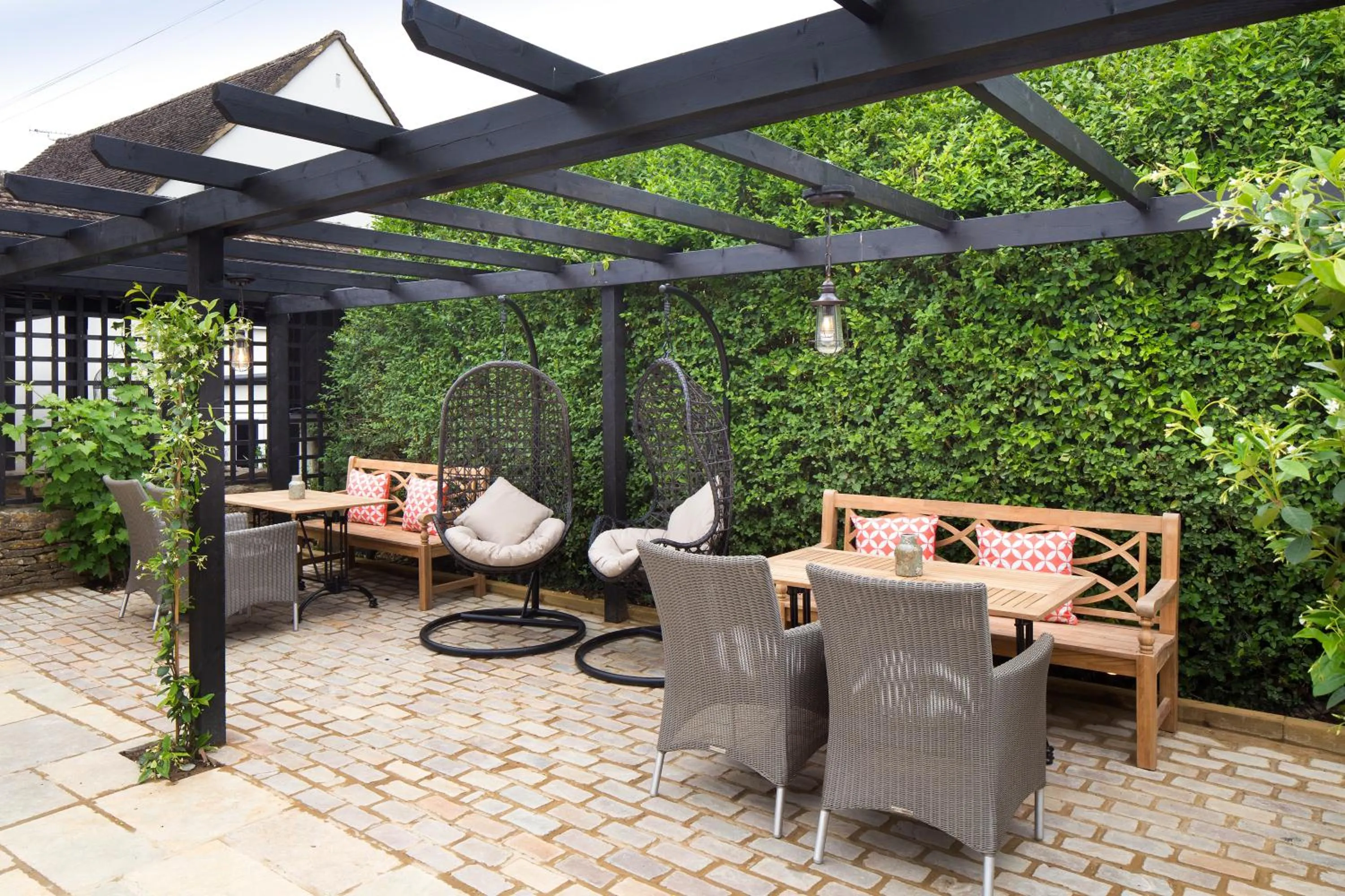 Patio in The Sheep on Sheep Street Hotel
