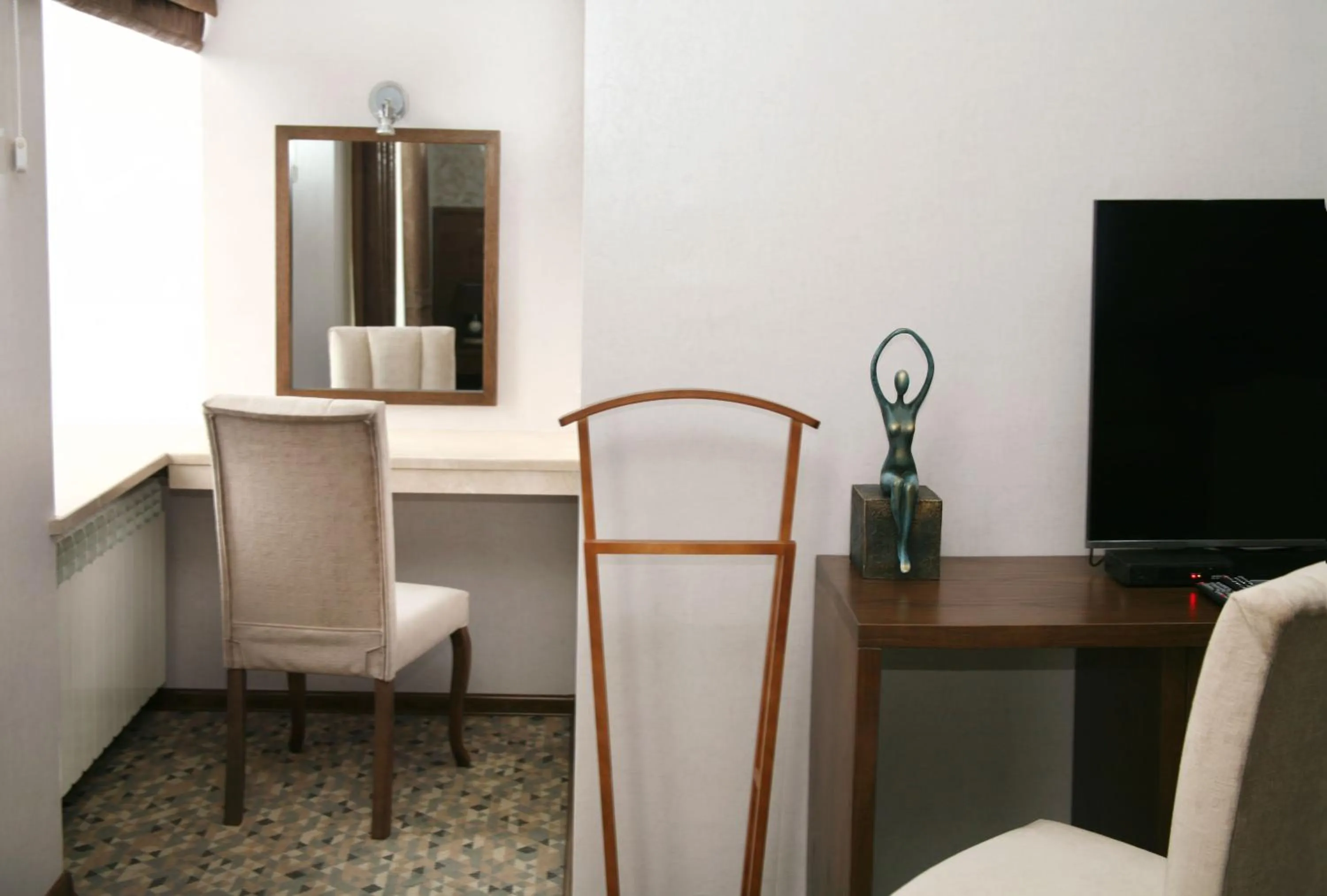 Suite in Old Metekhi History