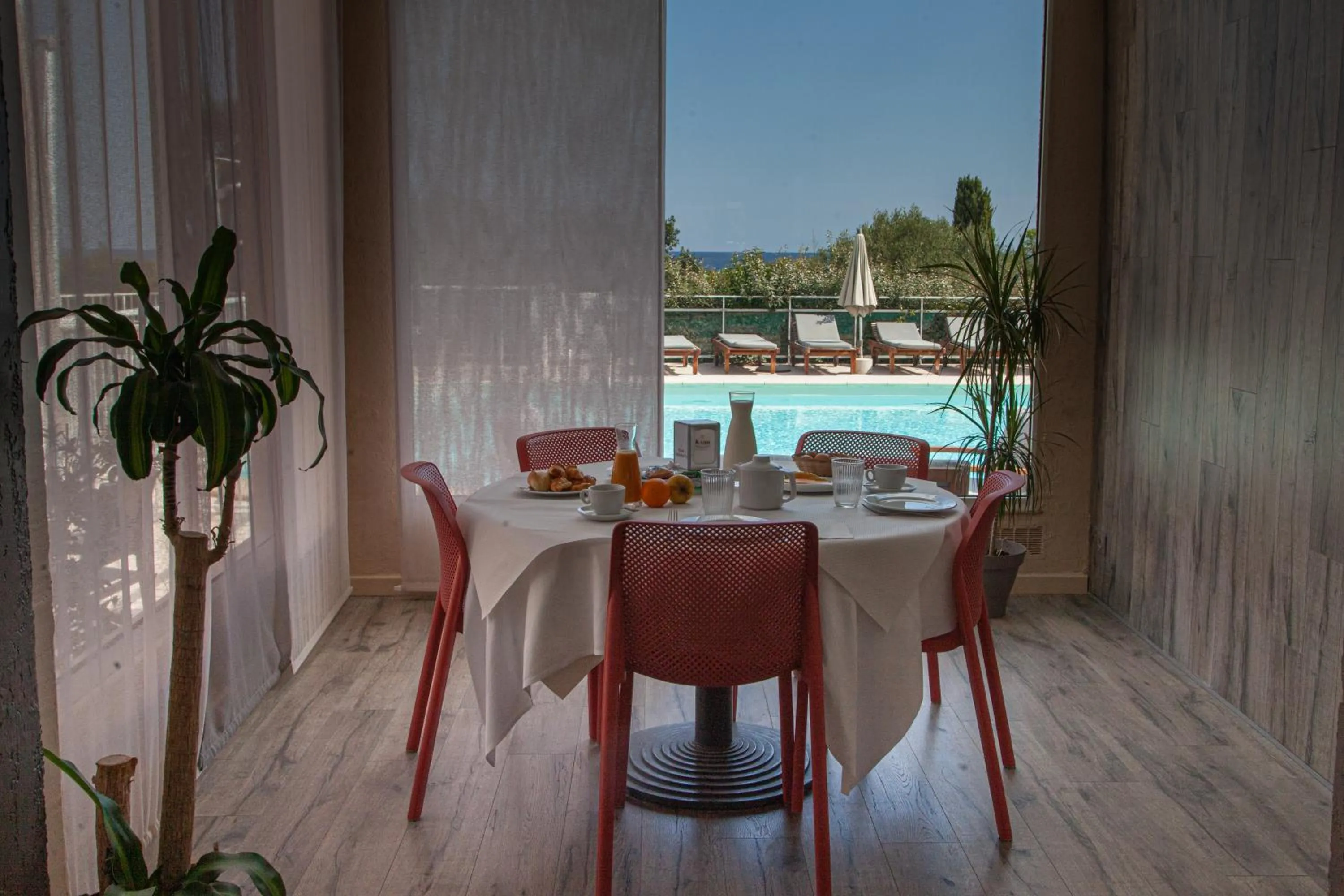Dining area in Orizonte