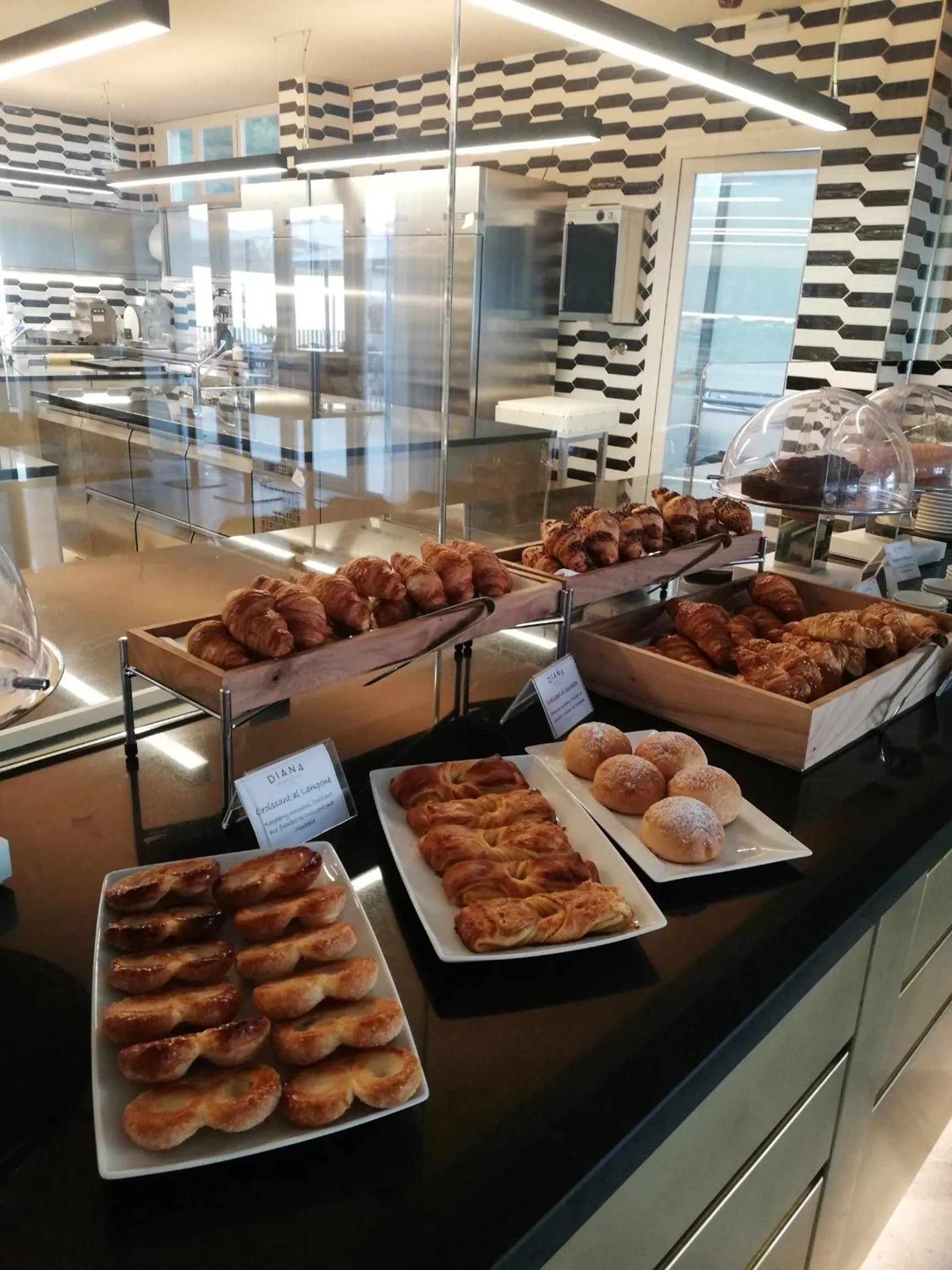 Breakfast in Diana Grand Hotel