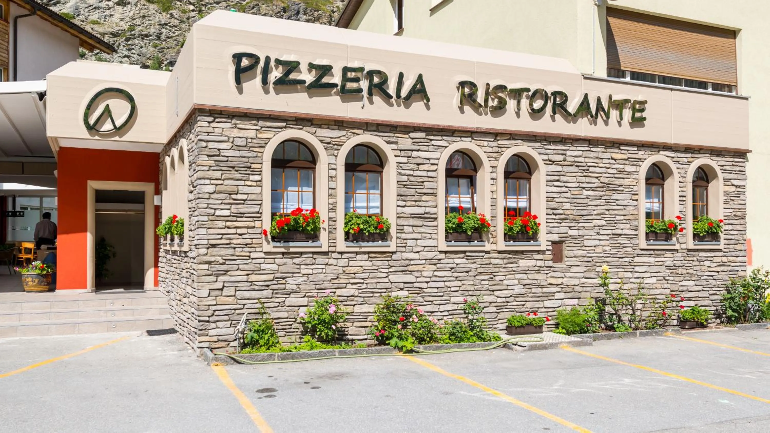 Restaurant/places to eat in Hotel-Restaurant Ackersand