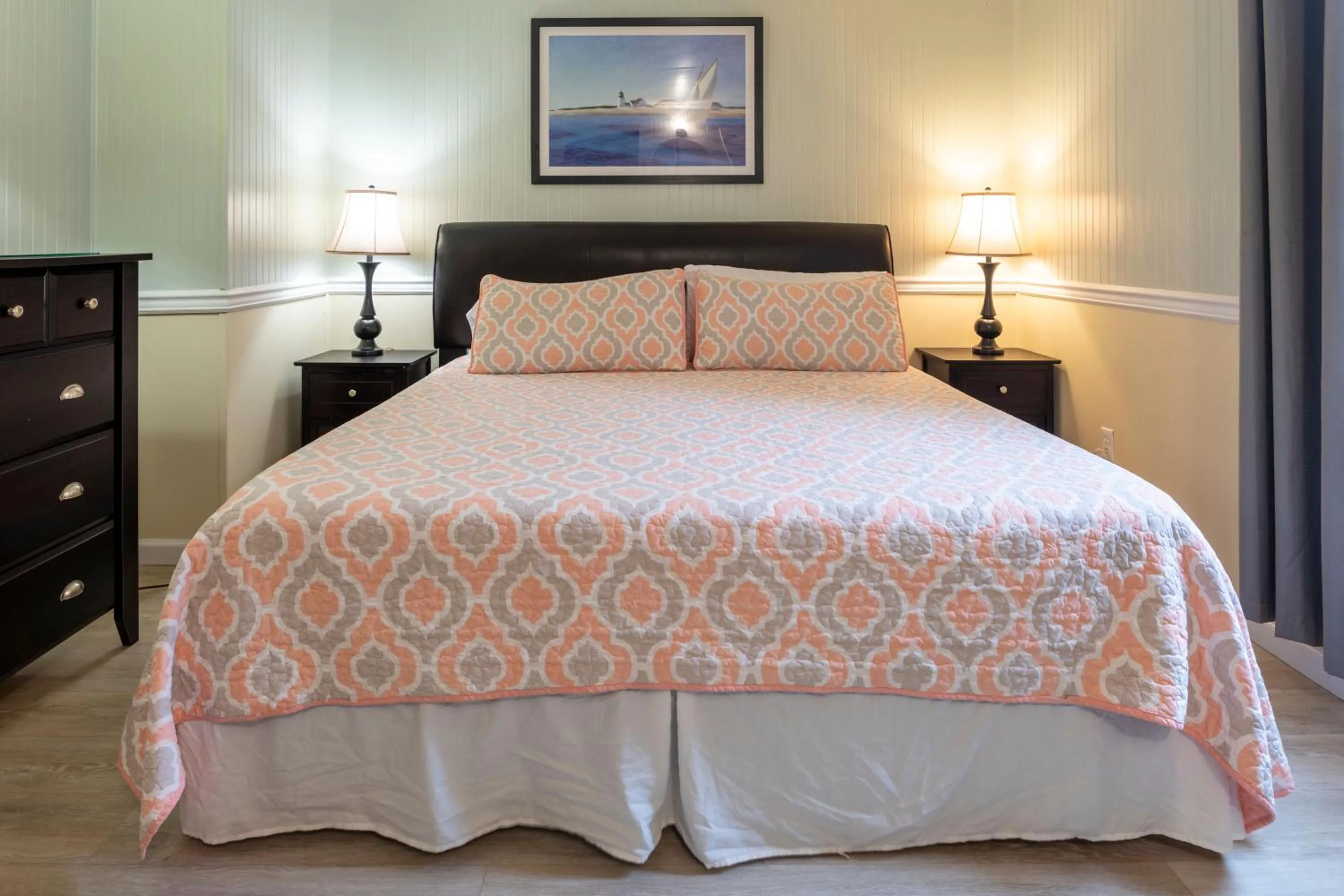 Bed in Blackbeard's Lodge