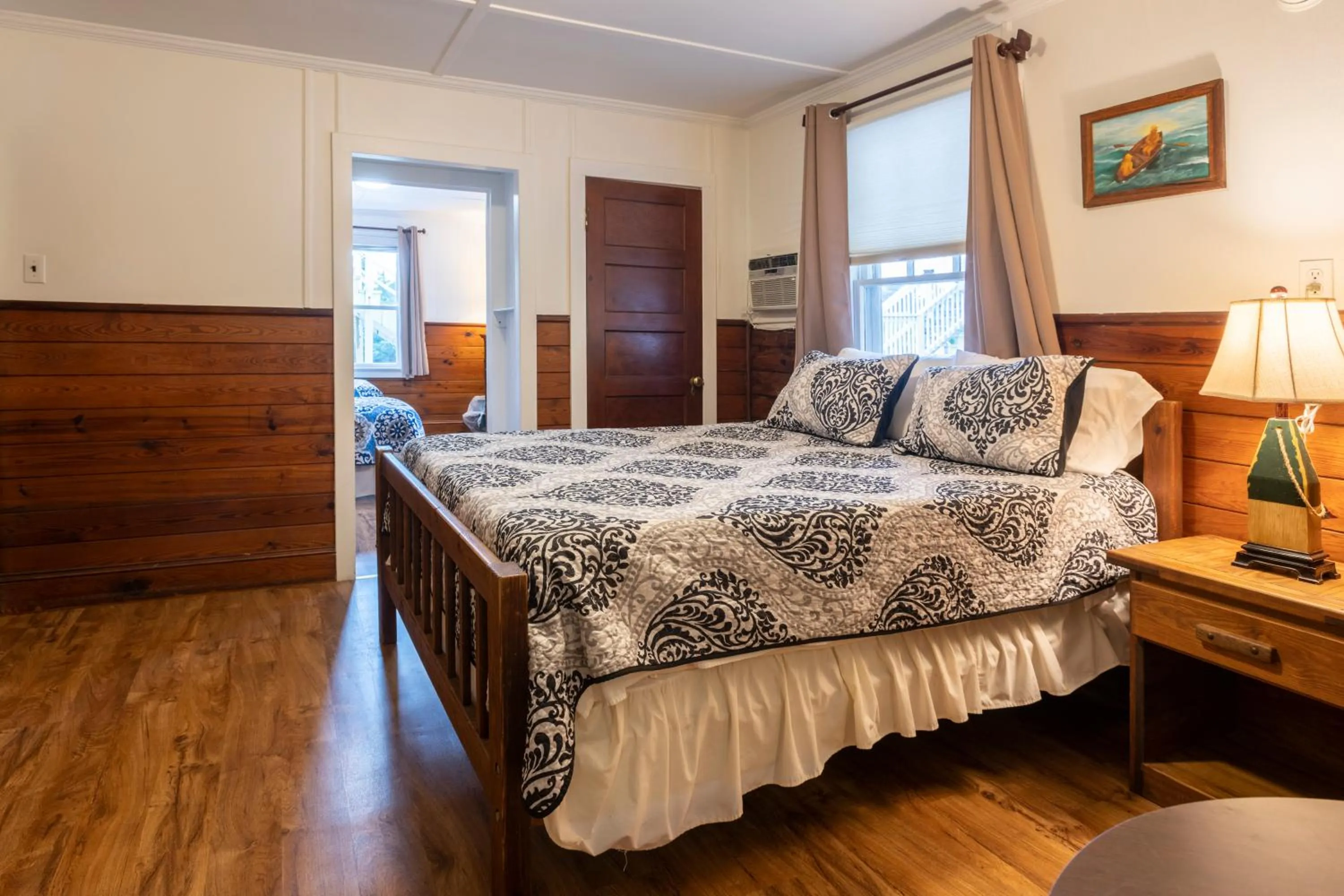 Bed in Blackbeard's Lodge