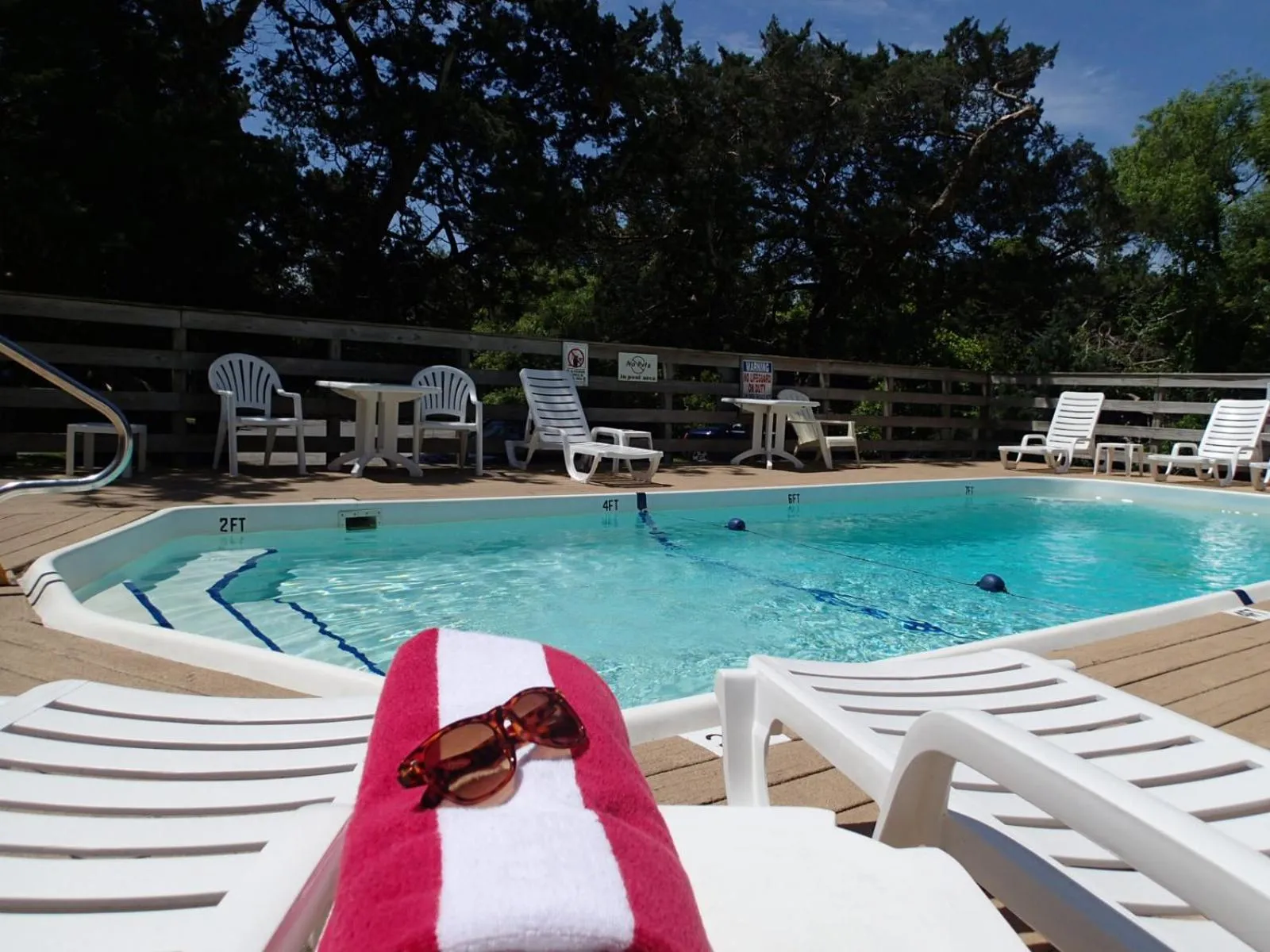 Pool view in Blackbeard's Lodge