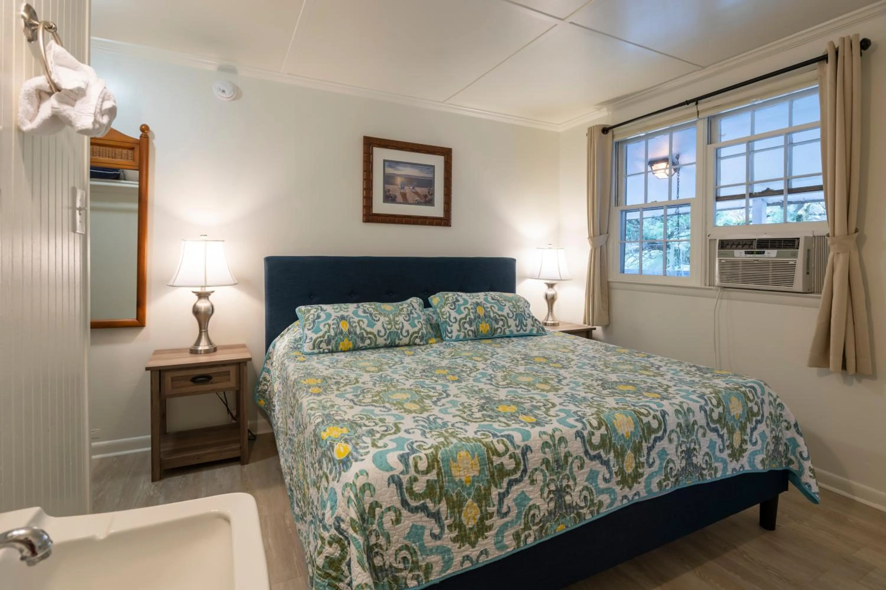 Bed in Blackbeard's Lodge