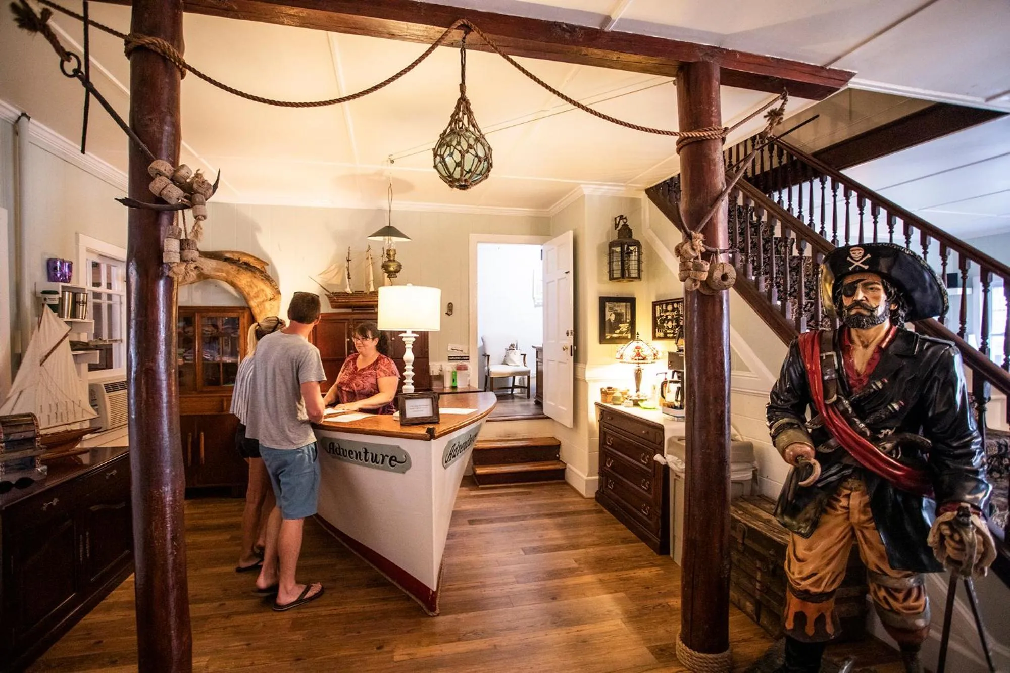 Lobby or reception in Blackbeard's Lodge