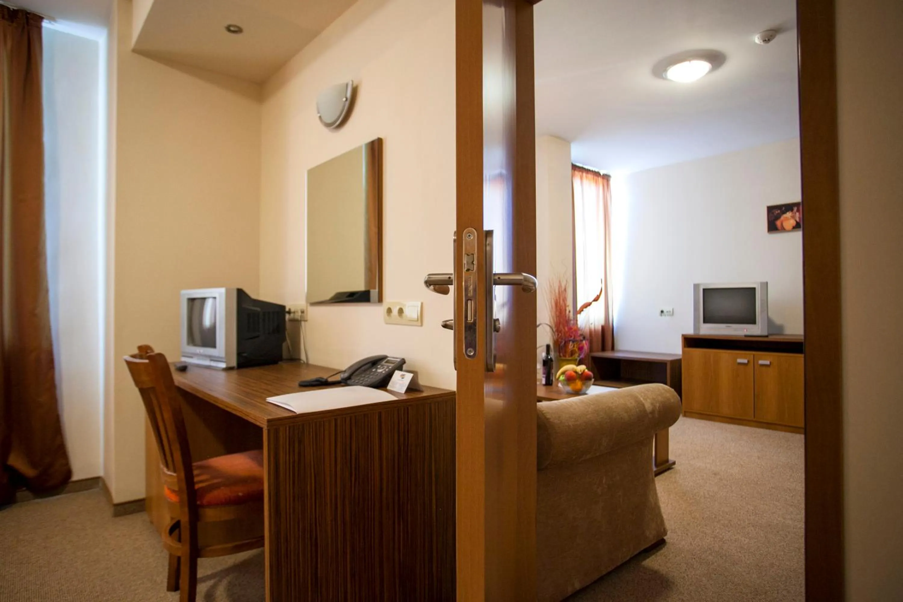 Living room, Bed in Hotel Intelcoop