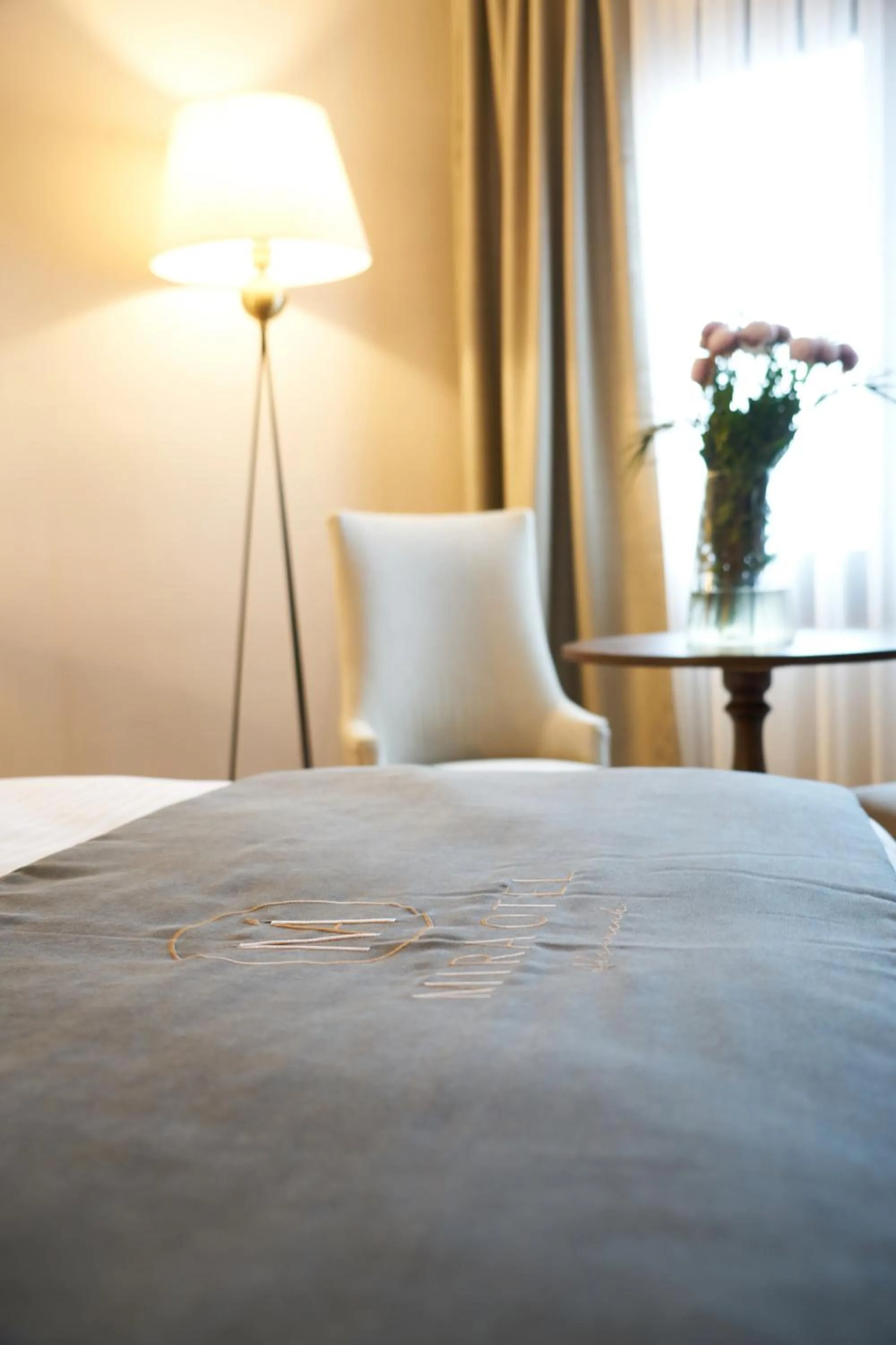 Bed in Mira Otel Alsancak