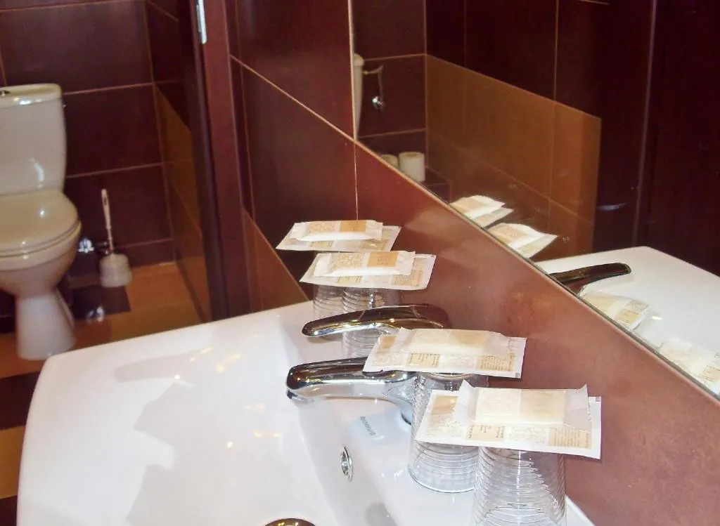 Shower in Mazurska Chata jezioro i aquapark 6 min, centrum i promenada 12 min